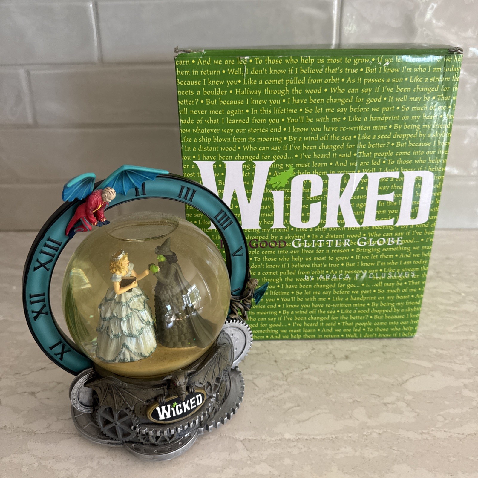 WICKED For GOOD MUSICAL GLITTER GLOBE Araca Exclusives 2003 Elphaba Glinda  RARE
