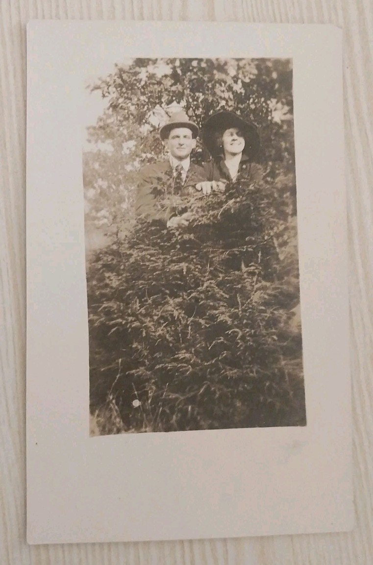 Antique RPPC Postcard 1910s 1920s Fashion Couple Man Woman In Hats Tree Bush VTG Antique RPPC Postcard 1910s 1920s Fashion Couple Man Woman In Hats Tree Bush VTG