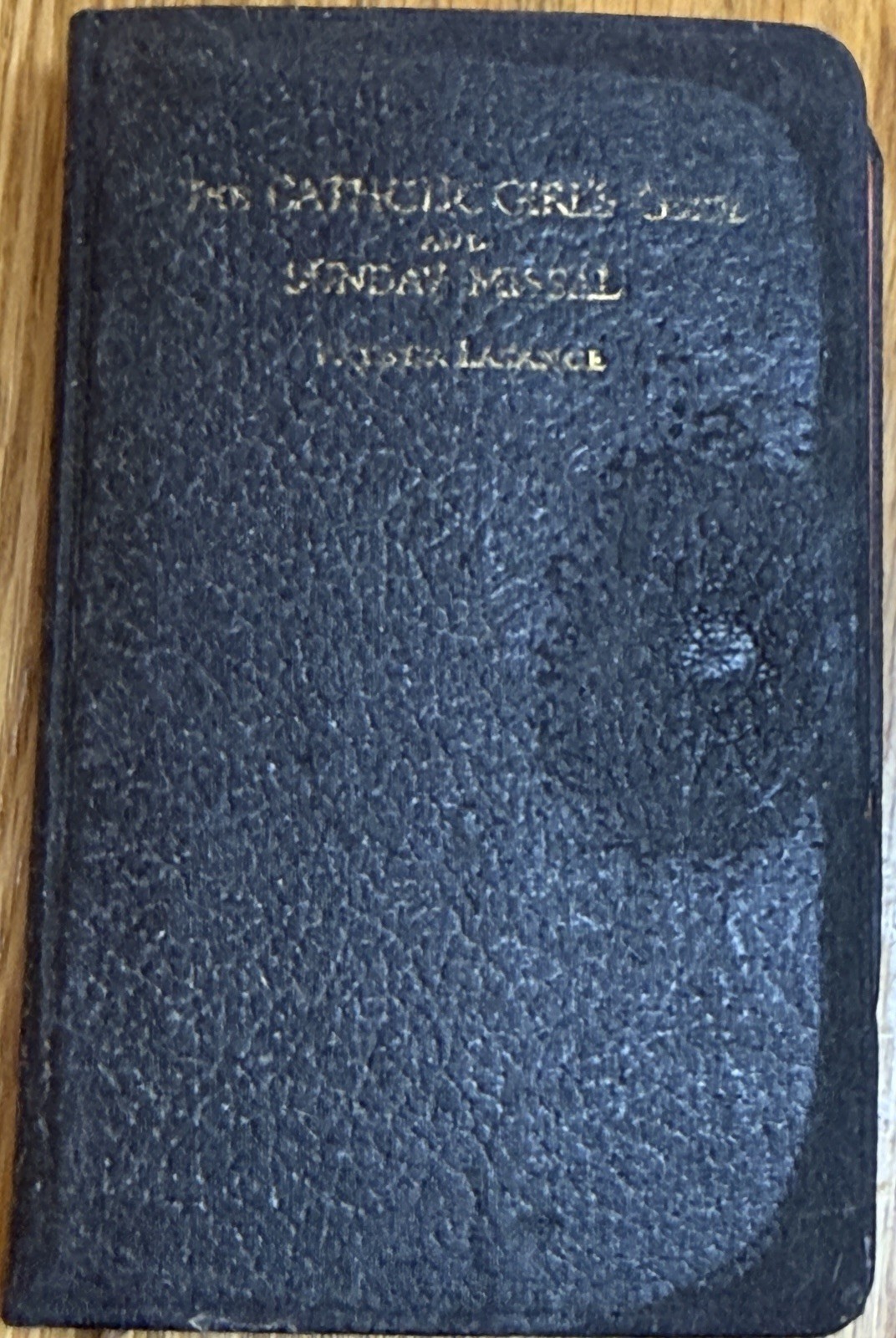 The Catholic Girl’s Guide And Sunday Missal -Benziger Brothers 1955 Roman Missal