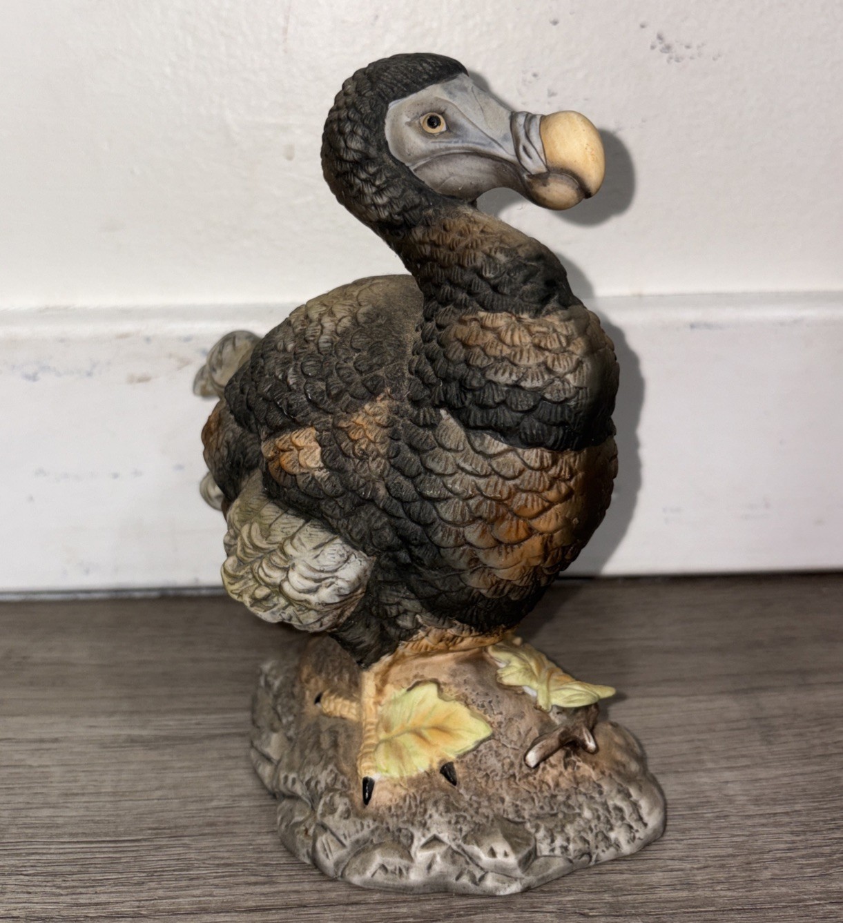 Bird Figurine ┆ Common Dodo┆Vanished Species Collection┆Aldon | Damaged Bird Figurine ┆ Common Dodo┆Vanished Species Collection┆Aldon | Damaged