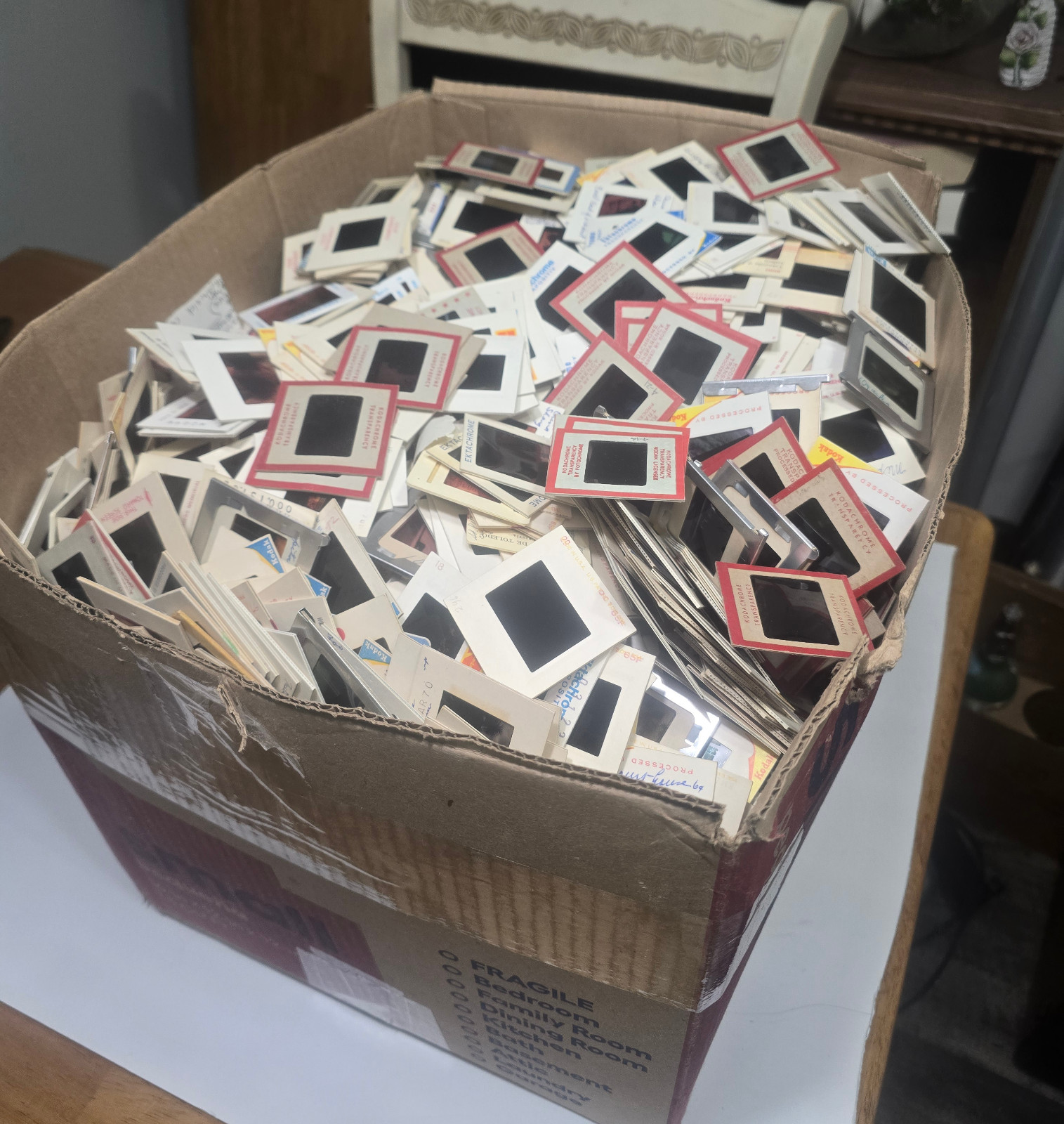 100 RANDOM VTG PHOTO SLIDES 1940s-1980s 35mm+ AMATEURS NO SOUVENIRS OR DARK/FADE