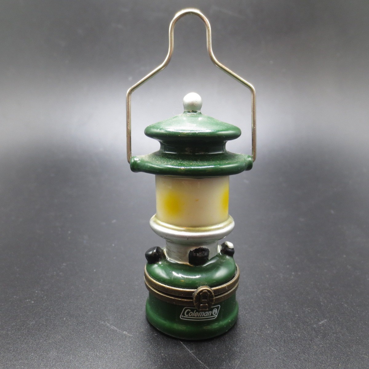 Vtg 2000 Y2K Coleman Camping Lantern Porcelain Hinged 2.75\