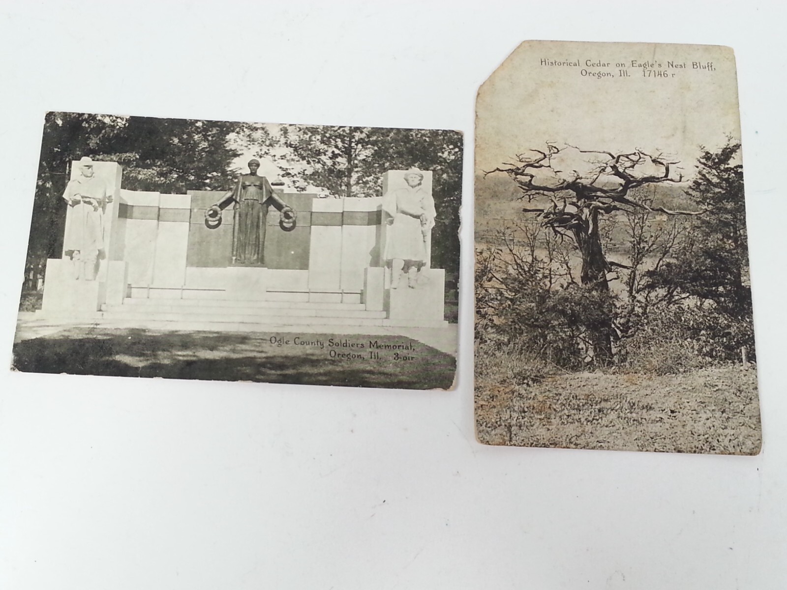 2 Antique Oregon IL Illinois Postcards Cedar Eagles Nest Bluff Soldiers Memorial