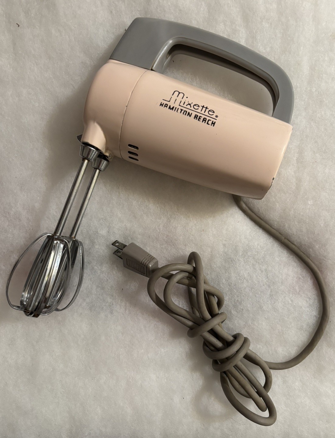 Vintage Pink Sunbeam Mixmaster Junior Handmixer 1950-60’s WORKS GREAT EUC