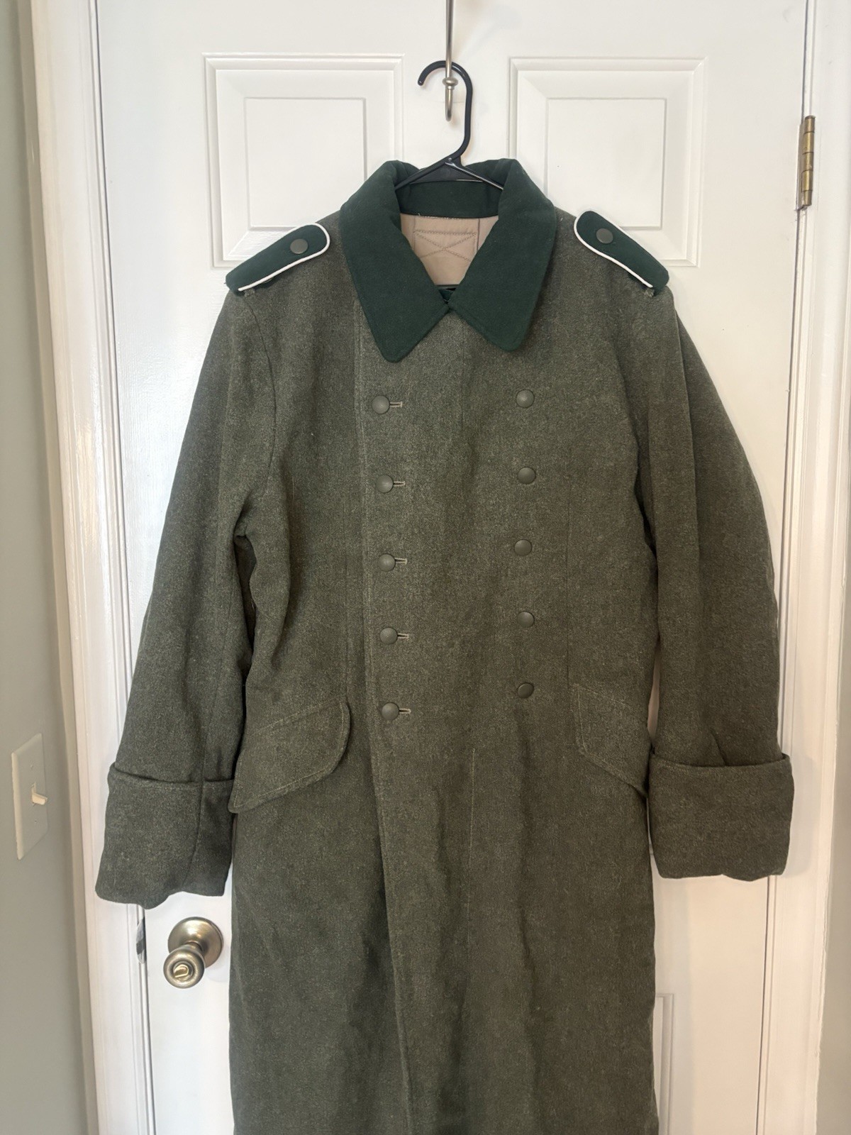 Reproduction M37 WWII German Infantry Greatcoat Size 44 Hessen Antique Reproduction M37 WWII German Infantry Greatcoat Size 44 Hessen Antique