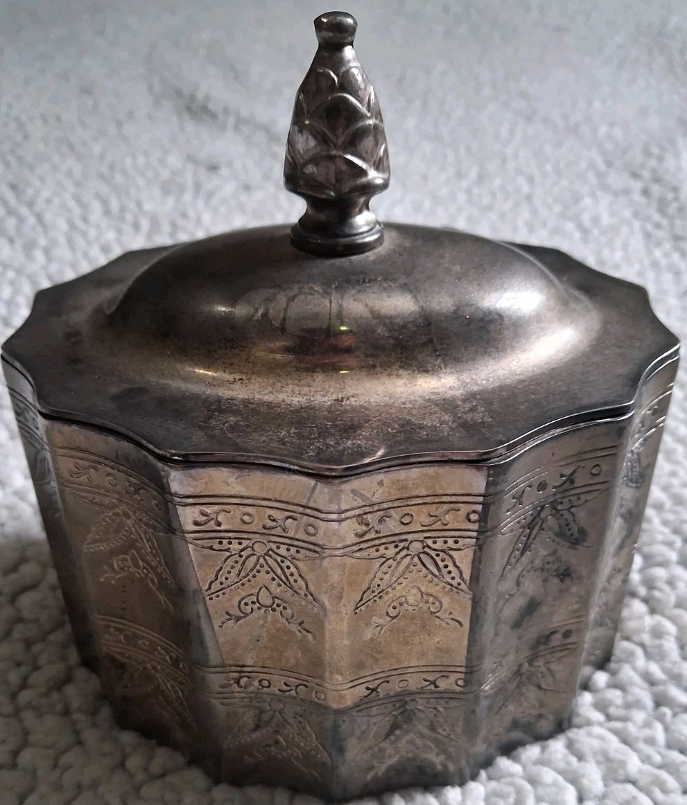 Godinger Silverplate Octagonal Lidded Trinket Box, Red Velvet Lined Godinger Silverplate Octagonal Lidded Trinket Box, Red Velvet Lined