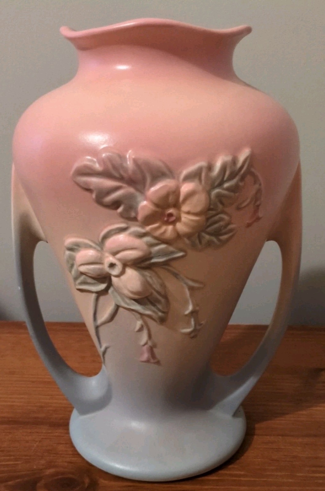 Vintage Hull Wildflower Double Handled Art Pottery Vase W-12 9-1/2