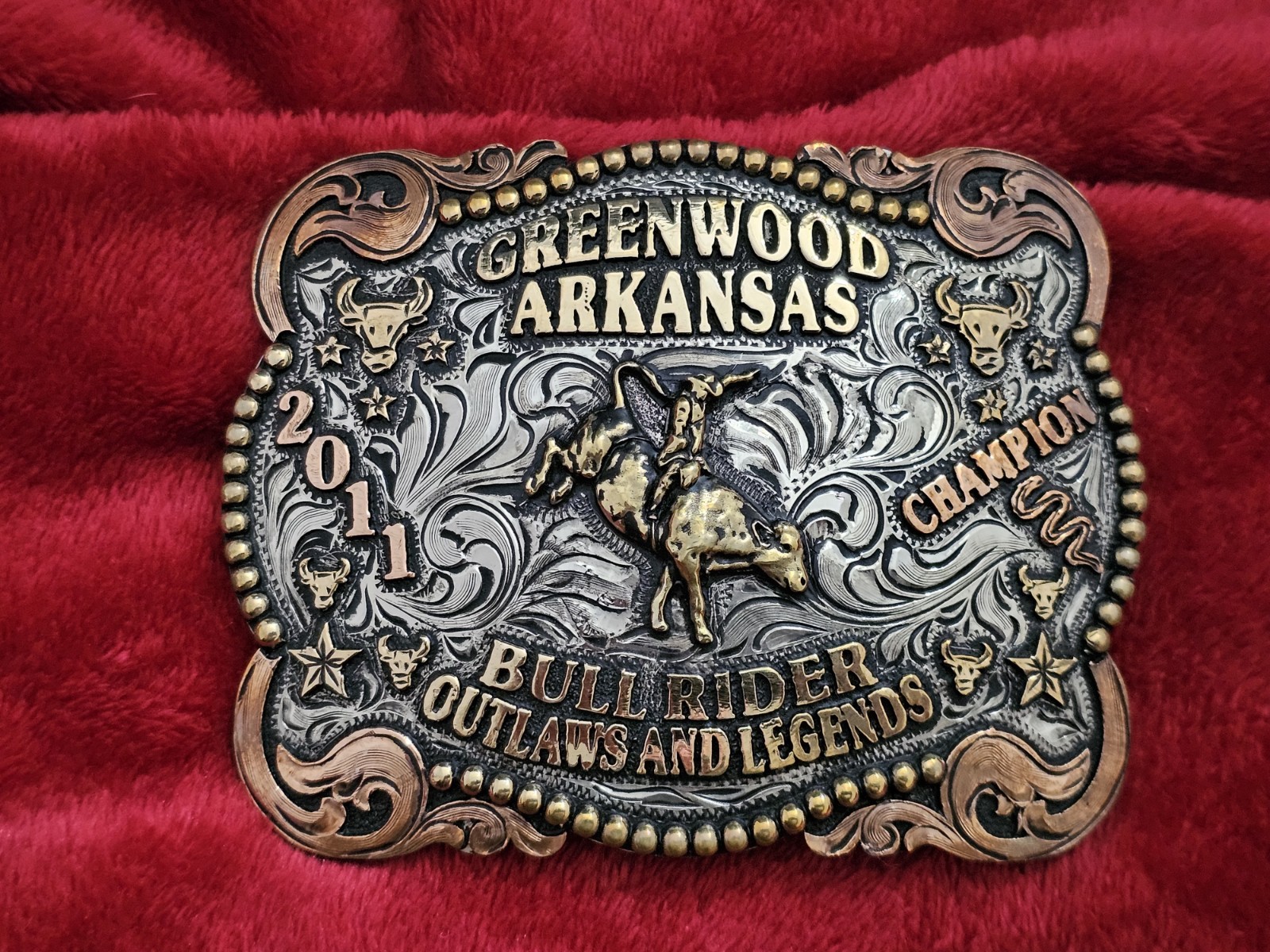 Rodeo X~Treme Champion☆2011☆BULL RIDING TROPHY BUCKLE☆Greenwood Ark.☆RARE☆241