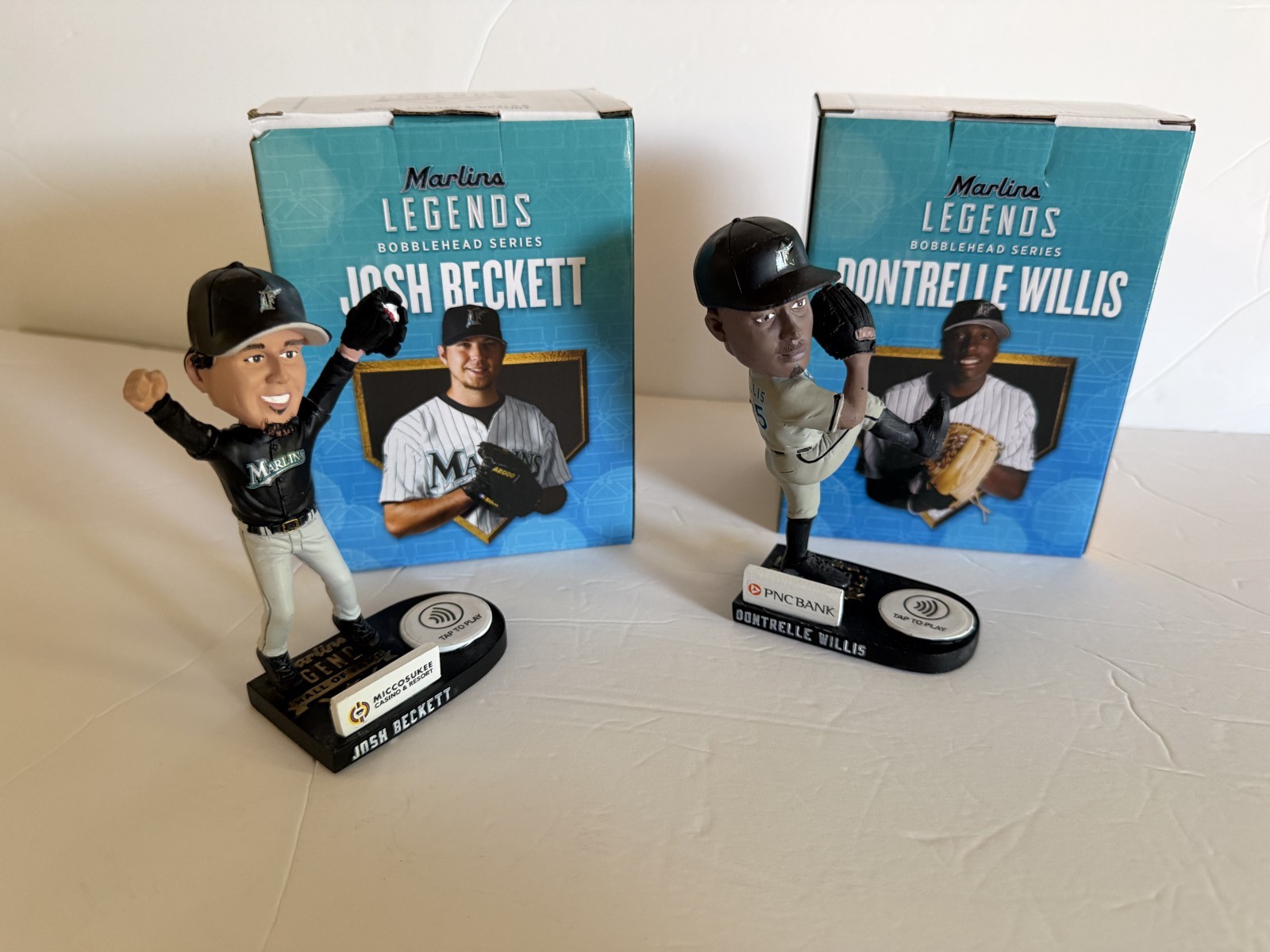 MIami Marlins Josh Beckett and Dontrelle Willis Bobblehead package SGA New