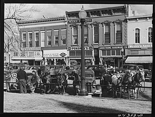 Photo:Nevada Missouri 1930s Courthouse Square Horse Teams Main Street