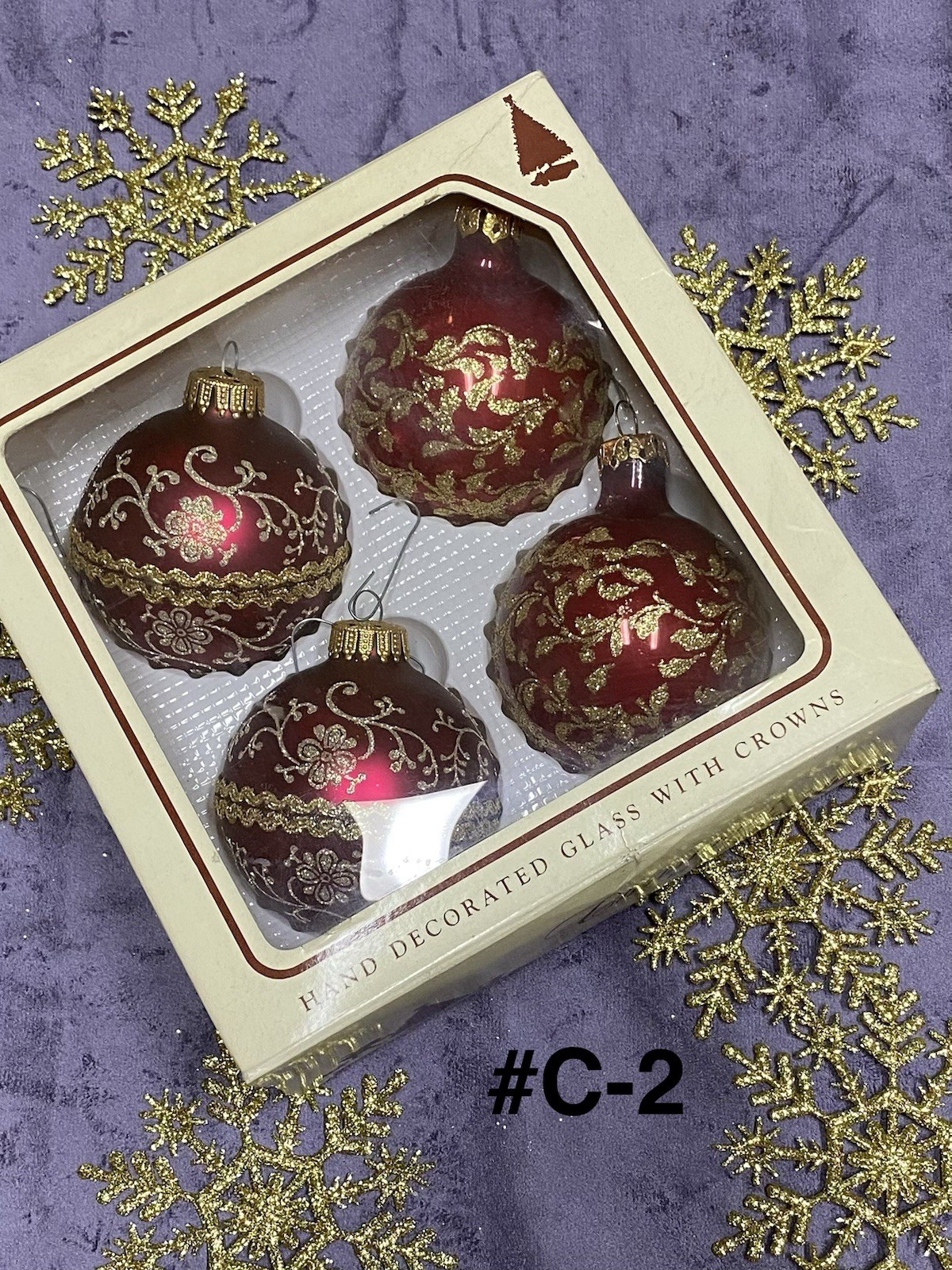 4 Vintage KREBS Ornaments BEAUTIFUL Red BULBS W/Gold GlLITTER Floral DESIGN #C-2 4 Vintage KREBS Ornaments BEAUTIFUL Red BULBS W/Gold GlLITTER Floral DESIGN #C-2