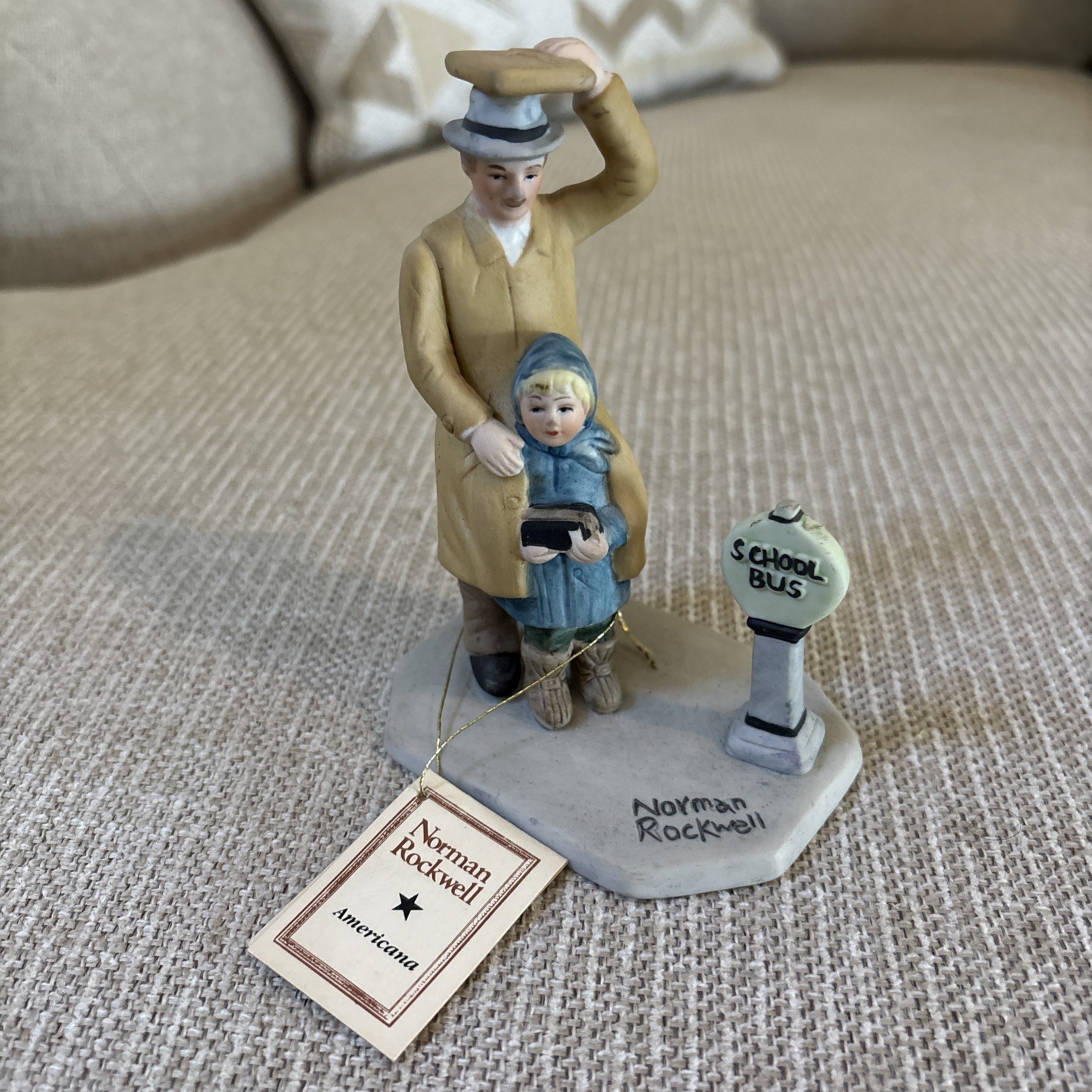 Vintage 1985 Norman Rockwell Bus Stop Porcelain Figurine Arnart Imports Ltd Ed.