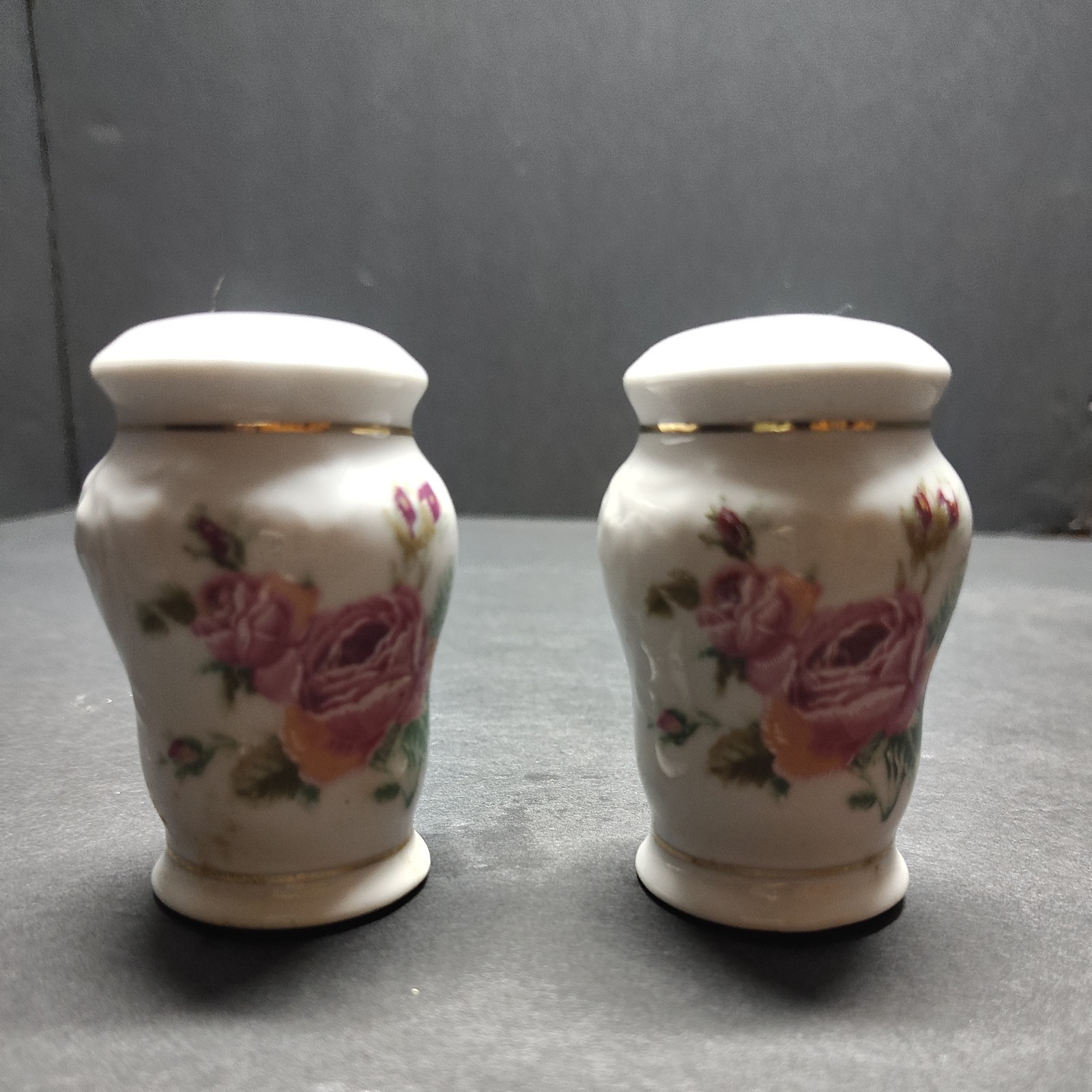 Vintage Rose White Ceramic salt and pepper shakers w/plugs Gold gild 