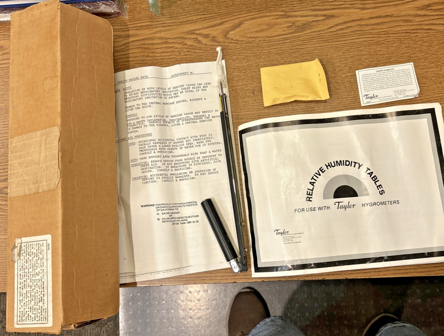 TAYLOR 9 Sling Hygrometer Psychrometer  Original Box /  packaging & Tables #1328
