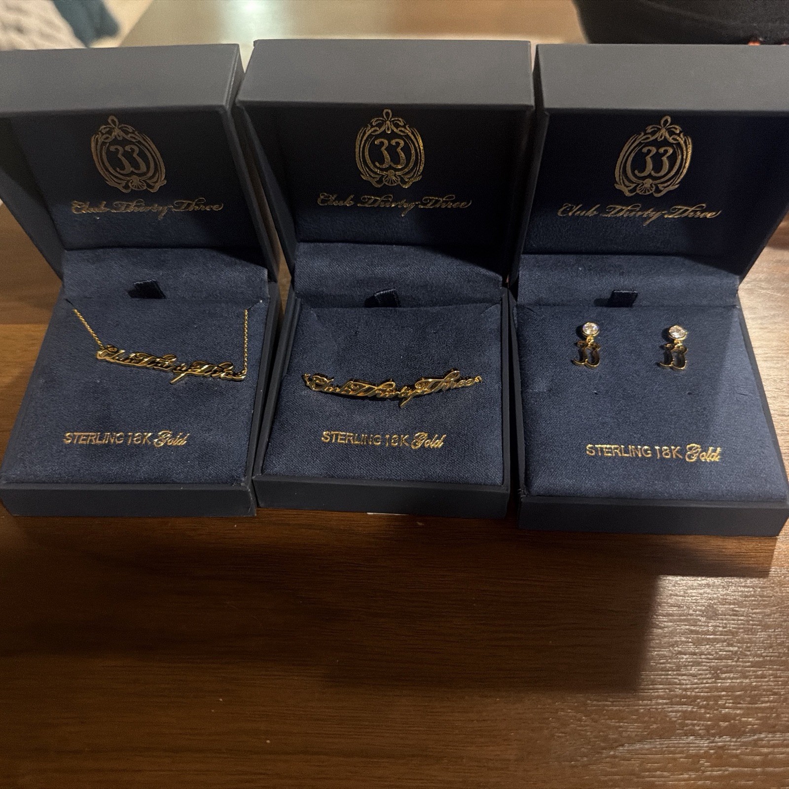 Disneyland Club 33 Gold Jewlery Lot - Bracelet, Necklace, Earrings Disneyland Club 33 Gold Jewlery Lot - Bracelet, Necklace, Earrings
