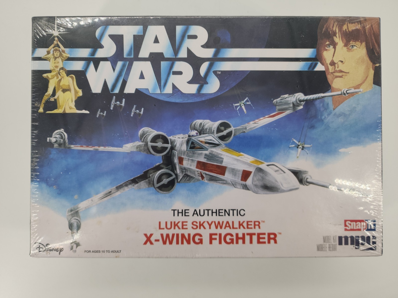 MPC 948/12 STAR WARS LUKE SKYWALKER X-WING FIGHTER SNAP IT MODEL KIT-NIB MPC 948/12 STAR WARS LUKE SKYWALKER X-WING FIGHTER SNAP IT MODEL KIT-NIB