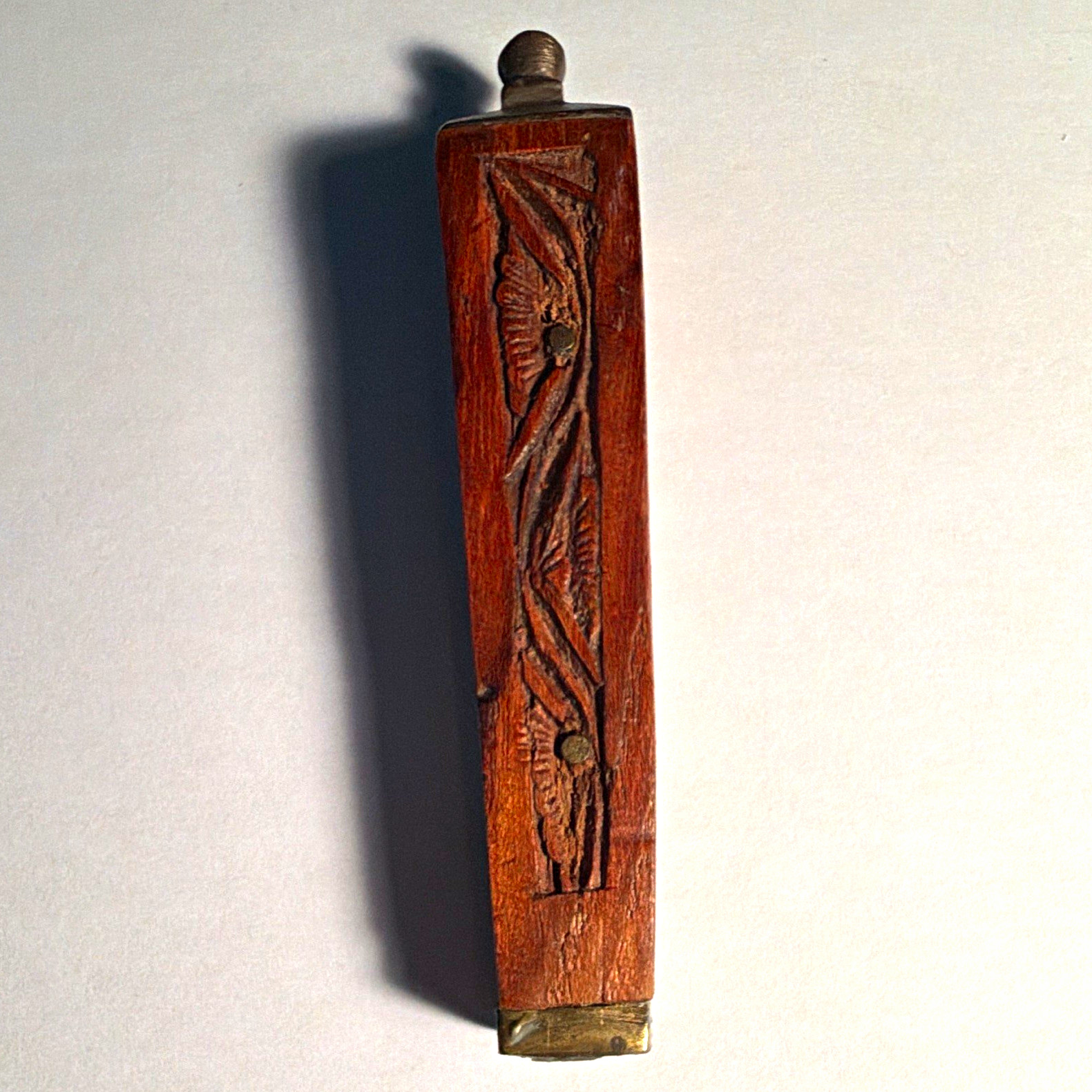 Vintage Hand Carved Wooden Mezuzah Case Brass Accents Floral Leaf Detail Judaica Vintage Hand Carved Wooden Mezuzah Case Brass Accents Floral Leaf Detail Judaica