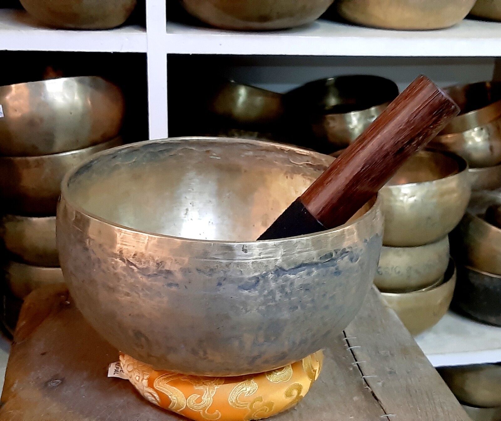 Antique Himalayan Singing Bowl Nepal-Tibetan Old Collected Yoga Meditation Bowl