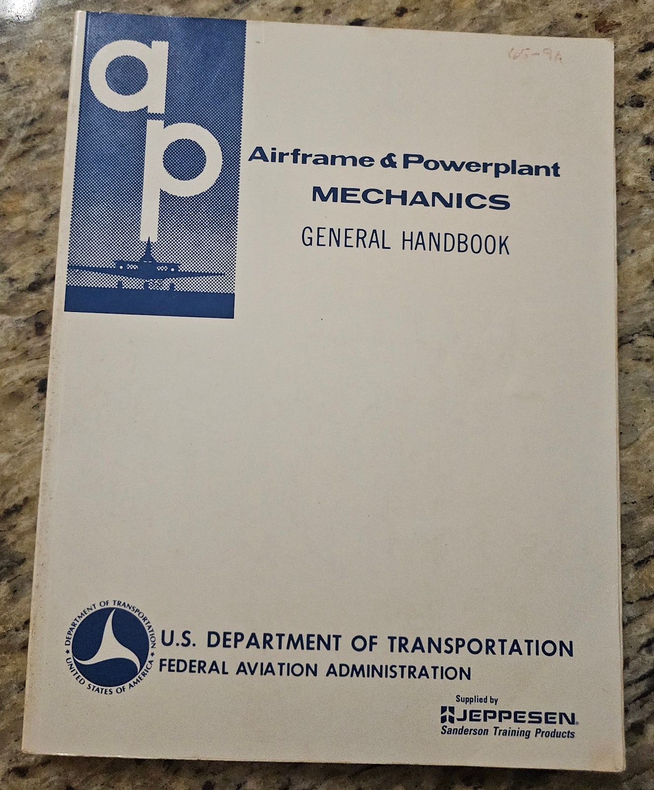 VINTAGE 1976 Jeppesen Airfram & PowerPoint Mechanics Genral Handbook- VG Cond.