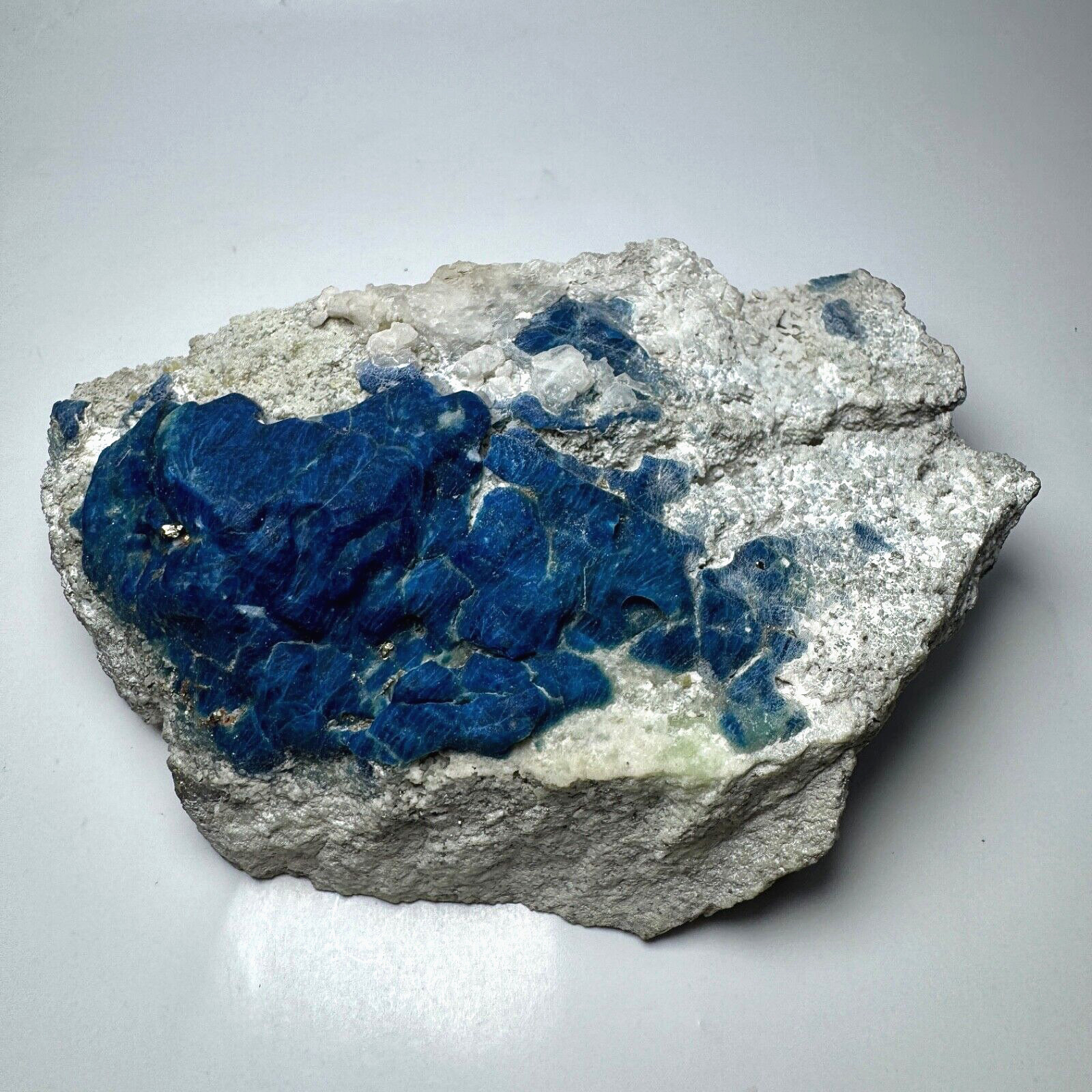 548 Gram Natural Fluorescent Bluish Green Sodalite Crystals w/ Calcite On Matrix