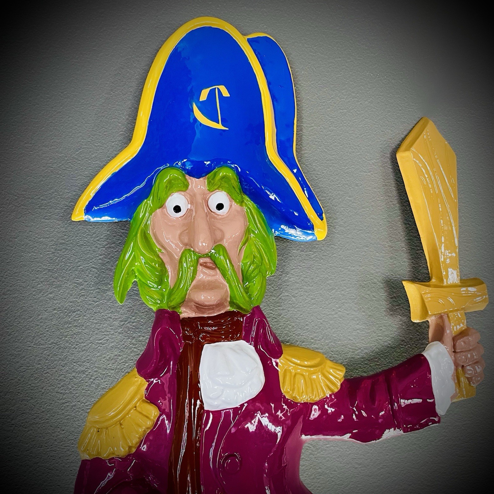 🍔 Vintage Captain Crook McDonalds Statue Sign Plaque