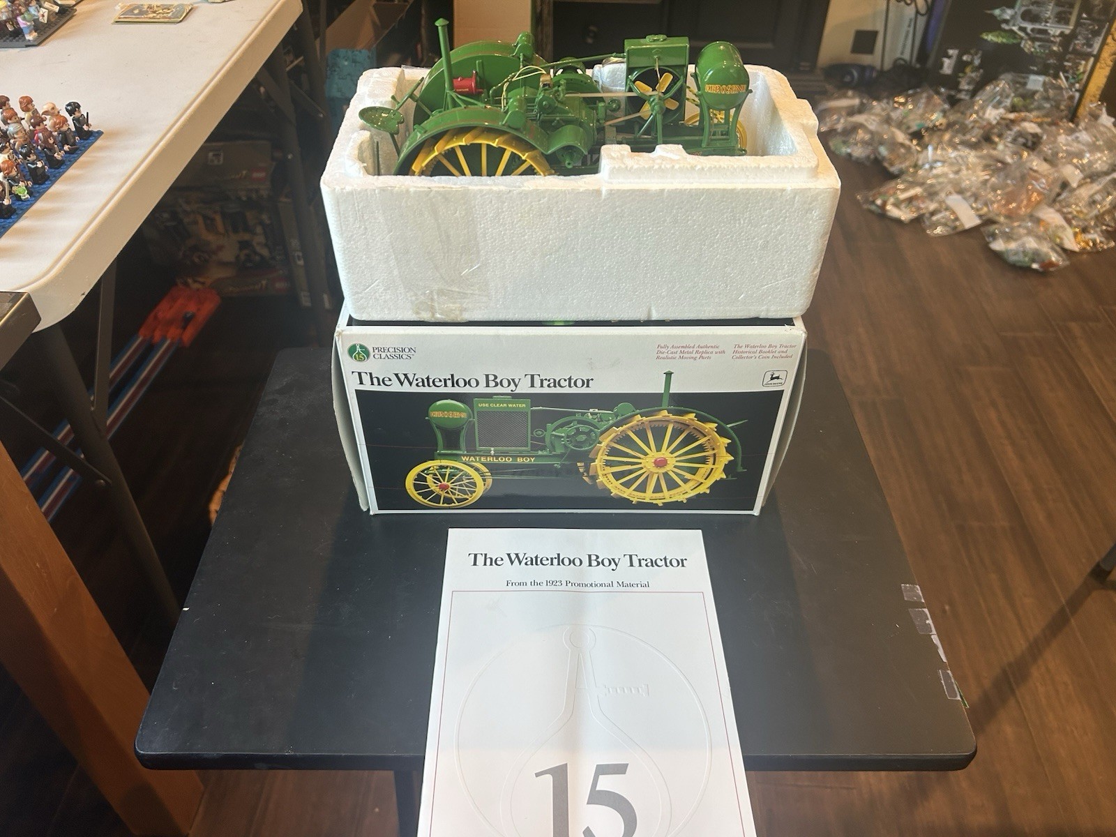 John Deere Precision Classics 1923 Waterloo Boy Tractor Diecast w/ Box Brochure