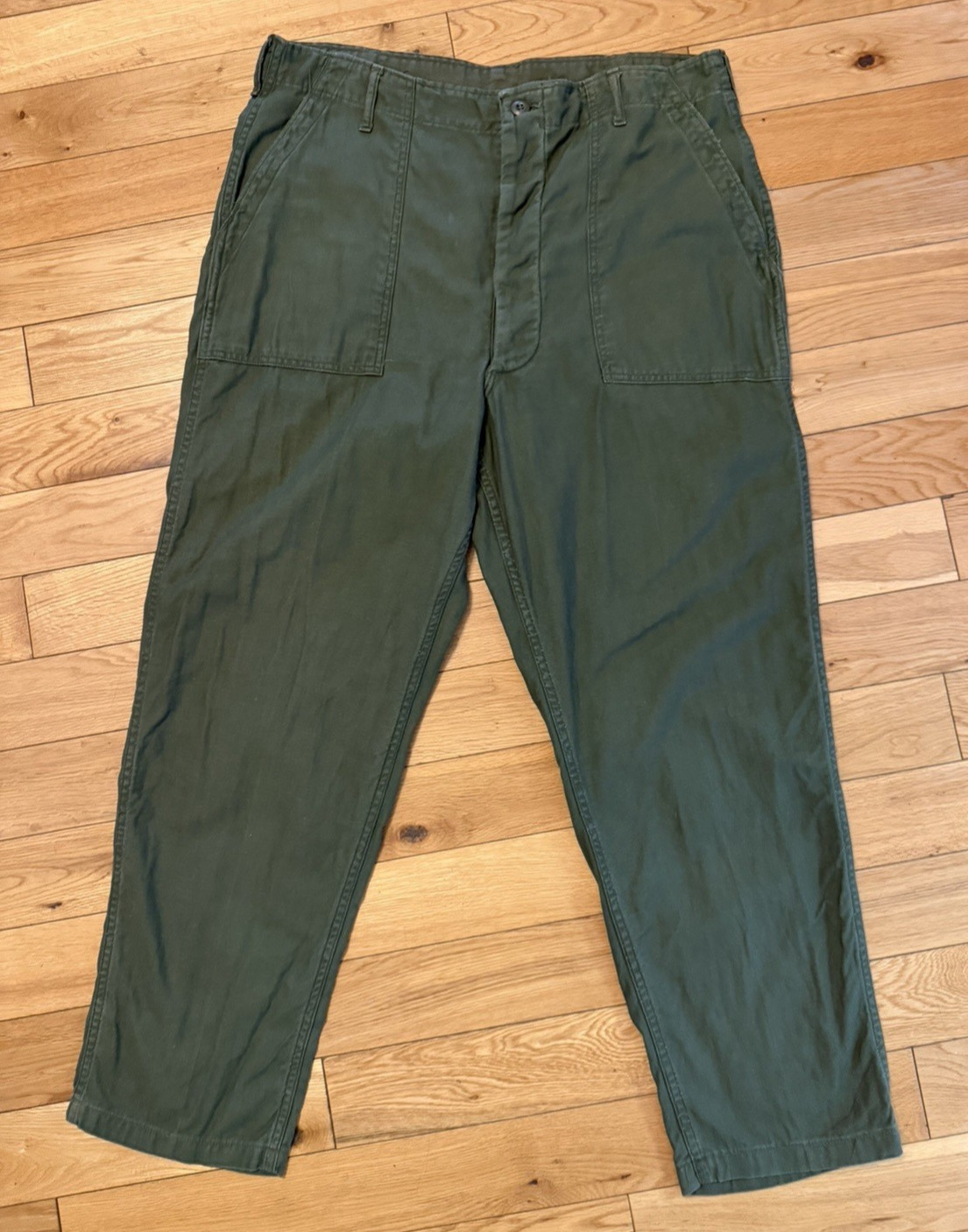 1972 Vietnam War US Army Trousers Utility Cotton Sateen OG-107 Fatigue 37 x 29.5 1972 Vietnam War US Army Trousers Utility Cotton Sateen OG-107 Fatigue 37 x 29.5