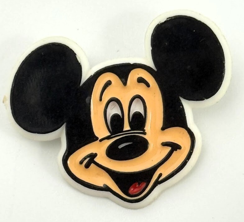 Vintage Walt Disney Mickey Mouse Head Plastic Brooch Pin Original Parks Souvenir