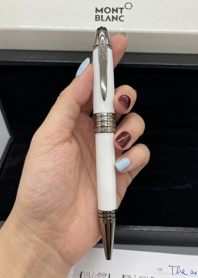 Montblanc JFK Special Edition Ballpoint Pen 2026 White Silver Luxury Writing Pen