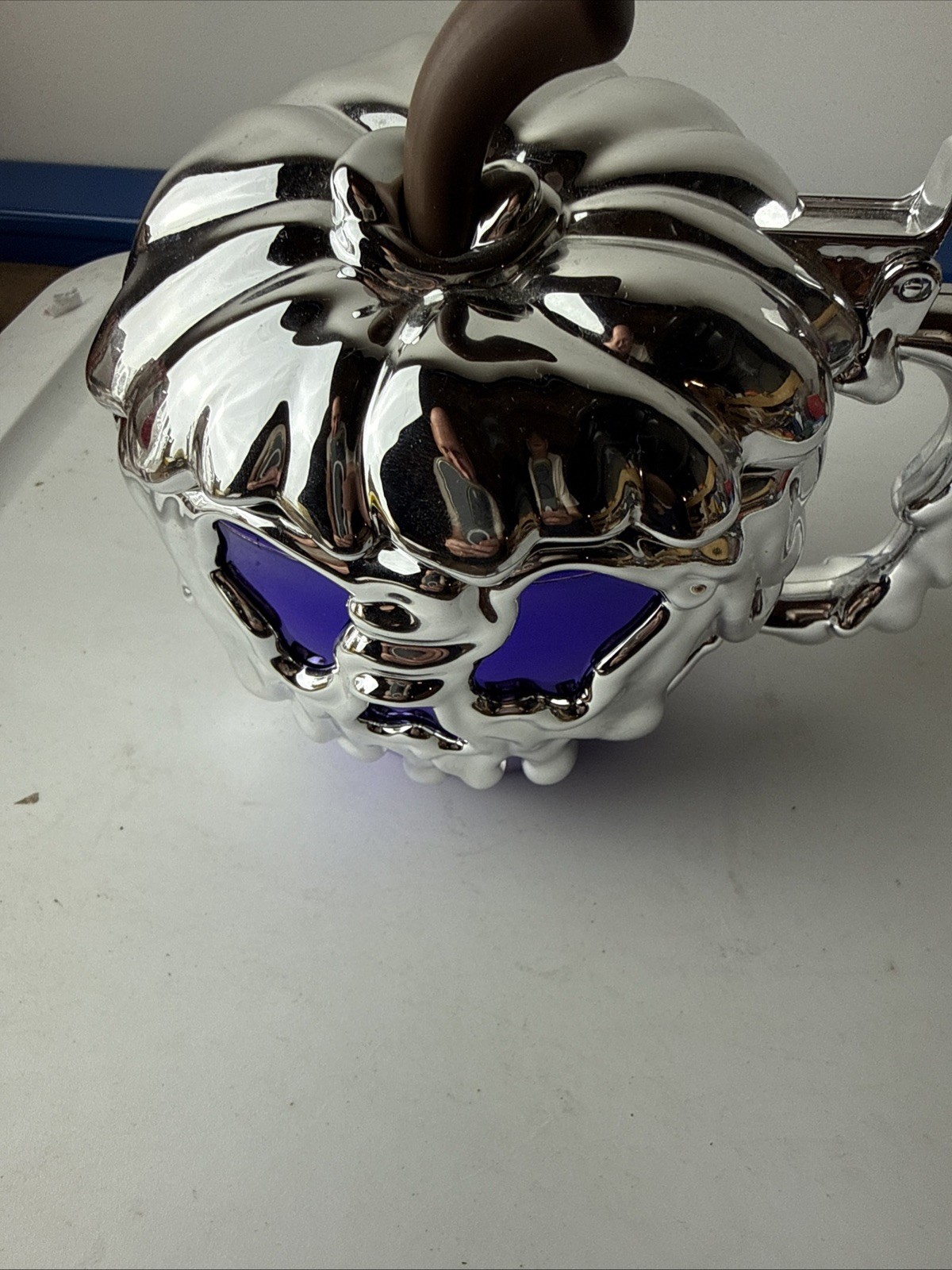 Disney Mug Poison Apple Purple Metallic 100 Anniversary Exclusive Halloween Disney Mug Poison Apple Purple Metallic 100 Anniversary Exclusive Halloween