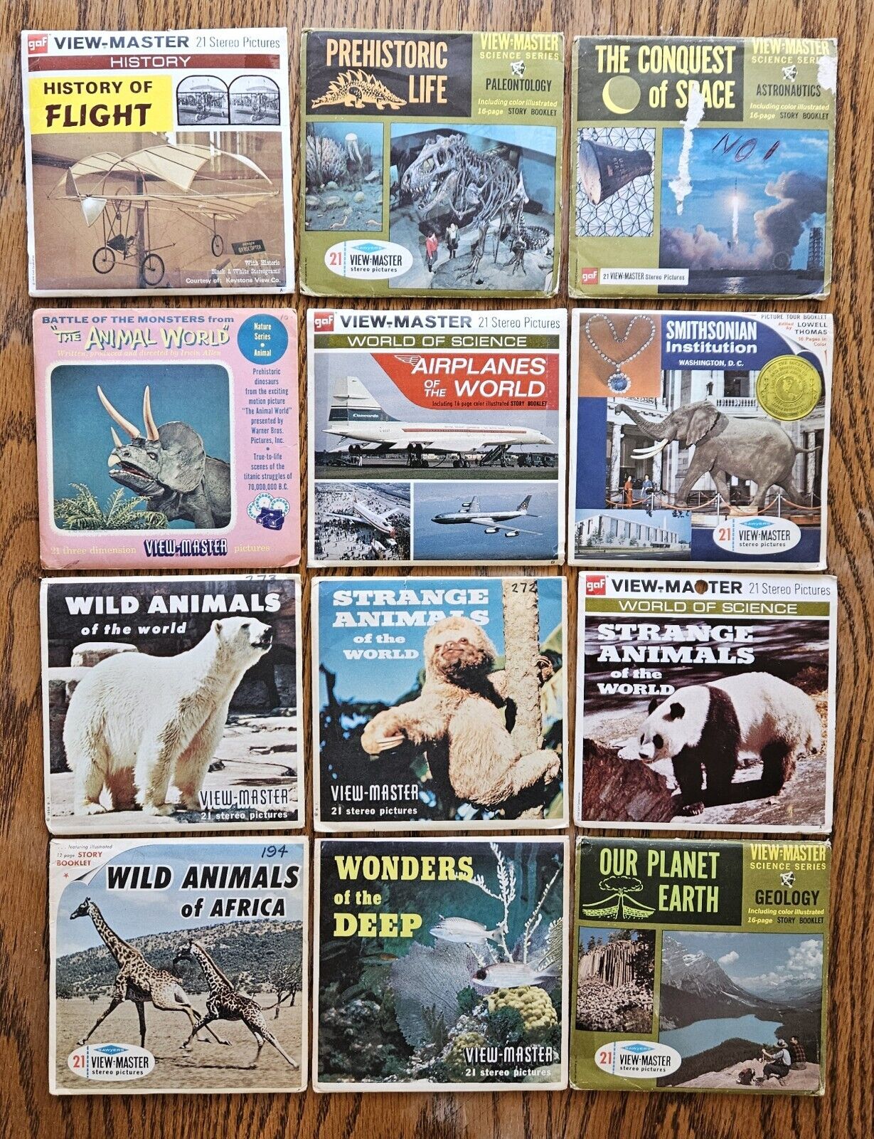 VINTAGE 1960's WORLD OF SCIENCE VIEW MASTERS - DINOSAURS SPACE SCIENCE AIRPLANES