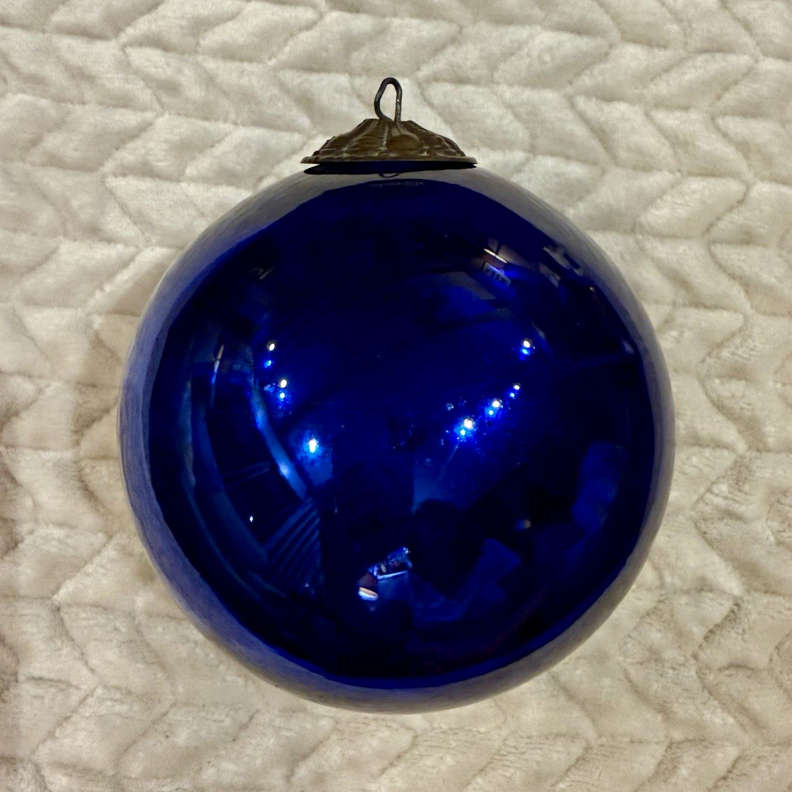 Late 1800’sAntique 5.1” Royal Blue Kugel XL 16 inch circumference. Late 1800’sAntique 5.1” Royal Blue Kugel XL 16 inch circumference.