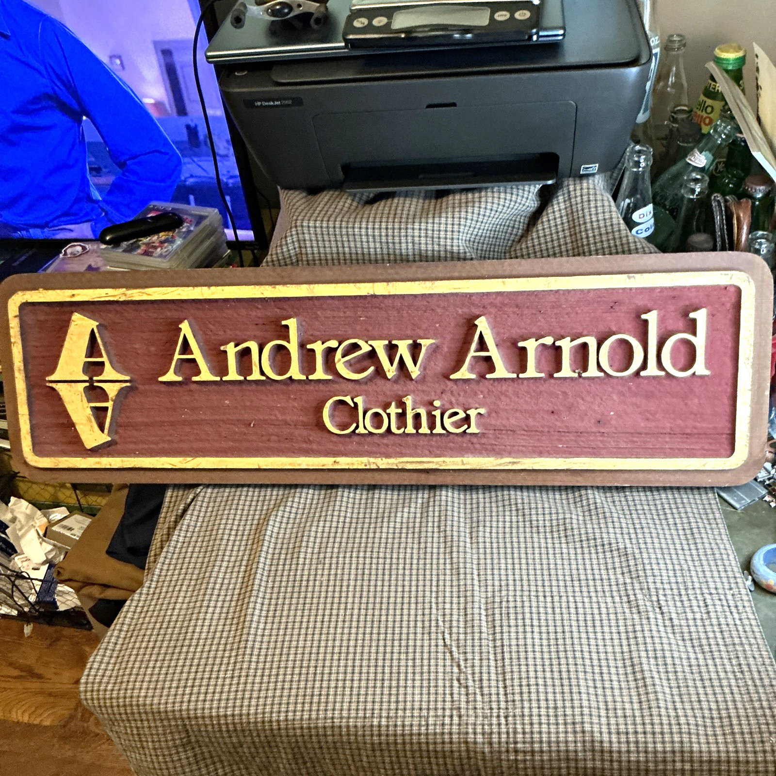 Vintage Andrew Arnold Clothier Wood Advertising Sign Plaque Hilton Head IS SC 87