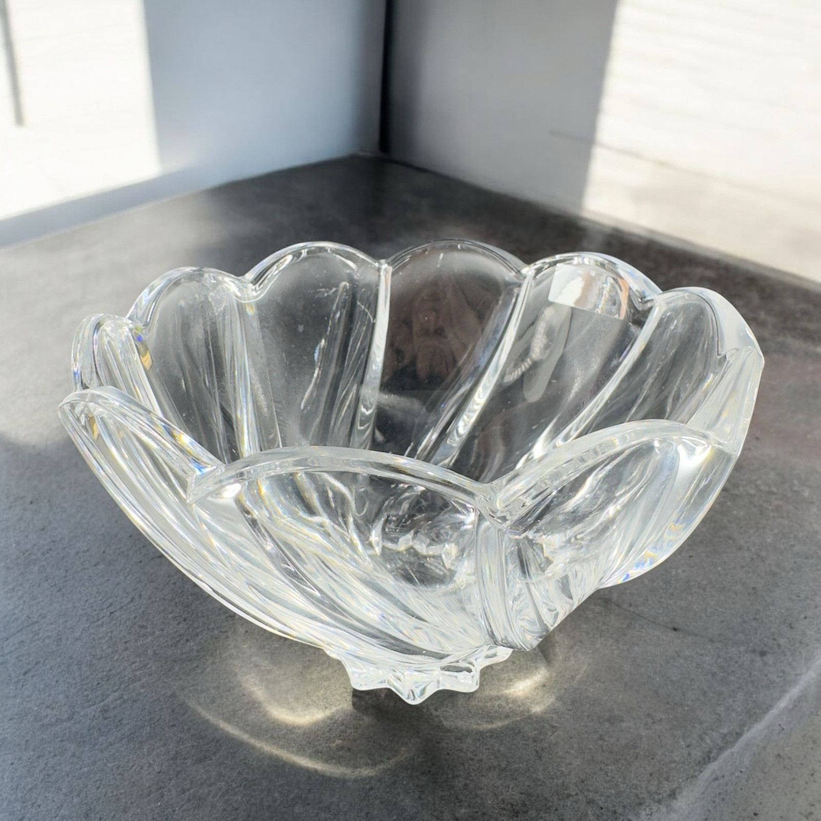 Marquis by Waterford Clear Heavy Crystal Dish Bowl Scalloped Windflower Germany