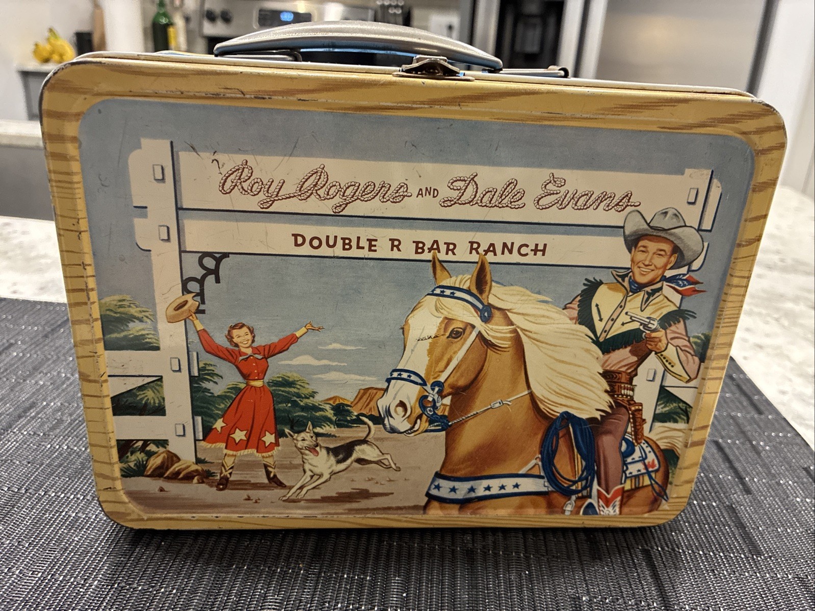 Vintage Roy Rogers and Dale Evans Double R Bar Ranch Lunch Box Only Vintage Roy Rogers and Dale Evans Double R Bar Ranch Lunch Box Only