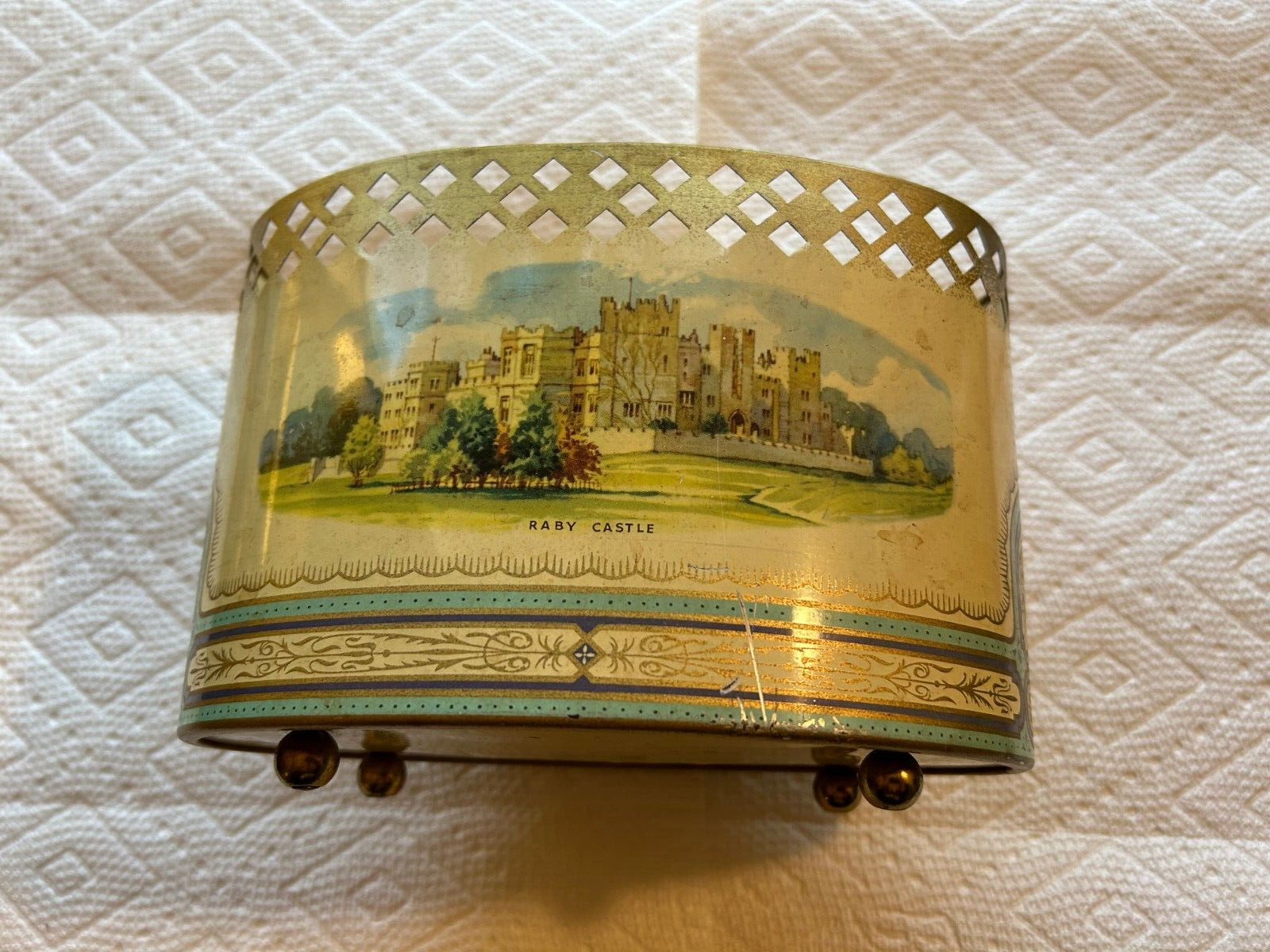 Baret Ware Vintage 1950's Decorative Tin Depicting 2 English Castles Desk Basket Baret Ware Vintage 1950's Decorative Tin Depicting 2 English Castles Desk Basket