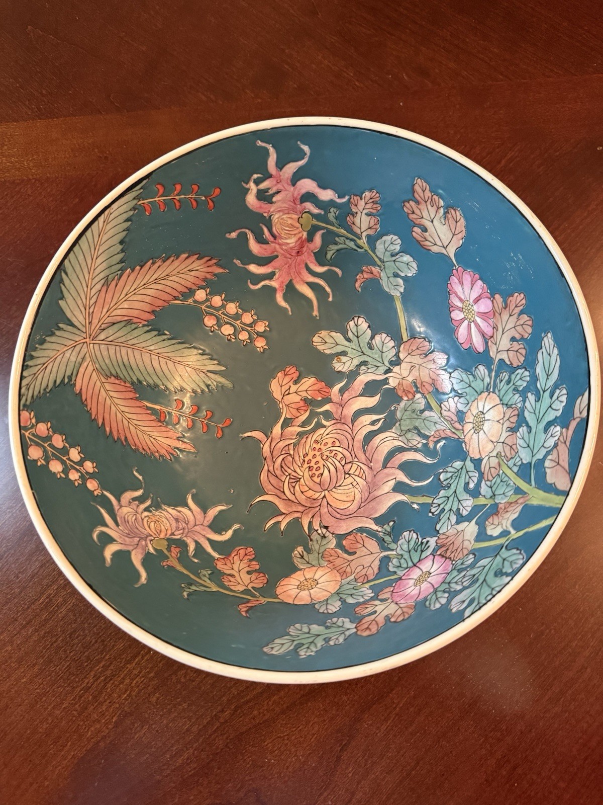 Vintage H.F.P. Macau Decorative Bowl With A Chinese Famille Rose & Floral Design Vintage H.F.P. Macau Decorative Bowl With A Chinese Famille Rose & Floral Design