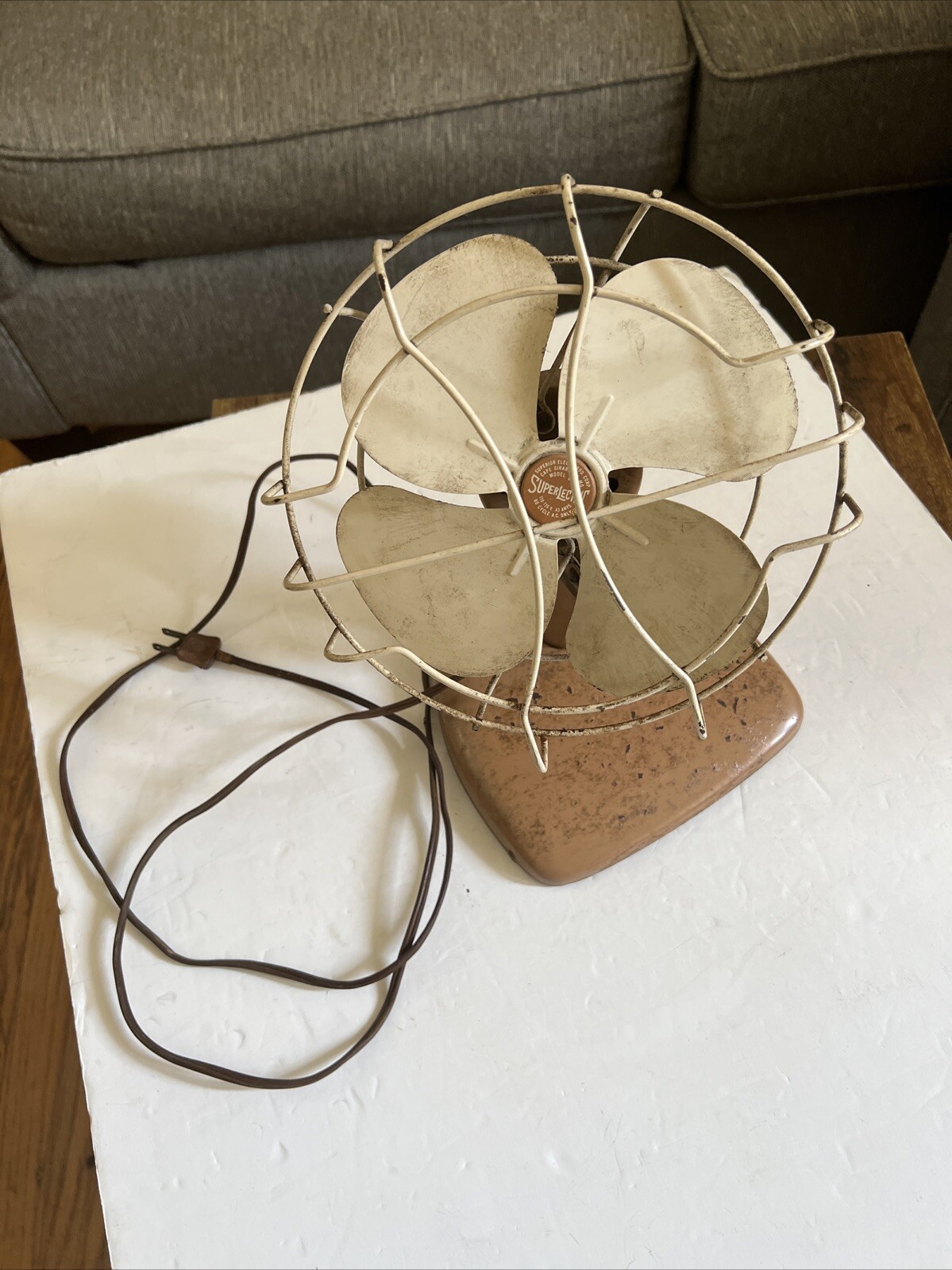 Vintage SuperLectric Fan: Model 803 Beautiful Brown Oscillating working Vintage SuperLectric Fan: Model 803 Beautiful Brown Oscillating working