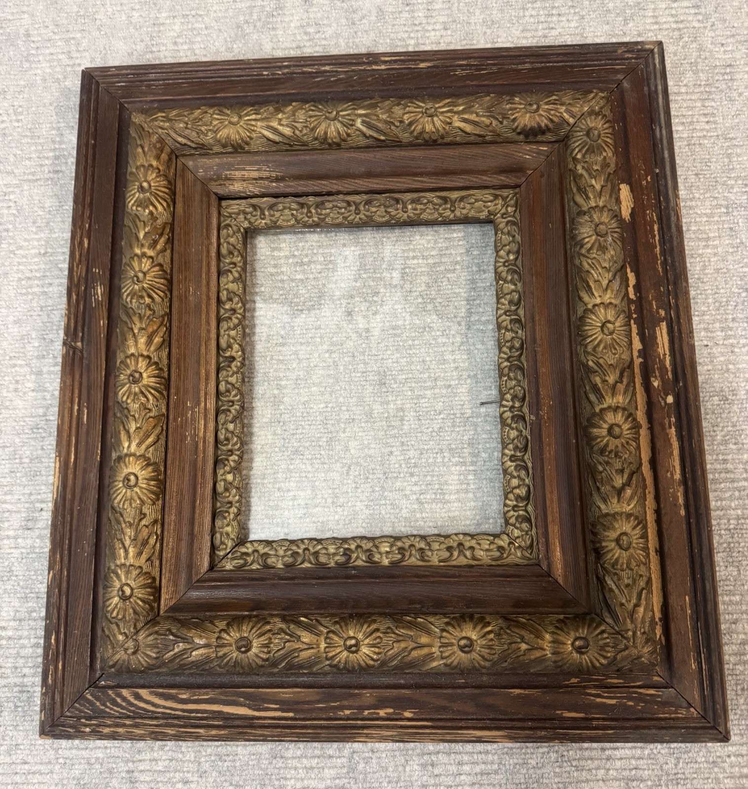 Antique Victorian Gold Gesso Wood Picture Frame 18.5”x20.5” w/ Glass Holds 8x10