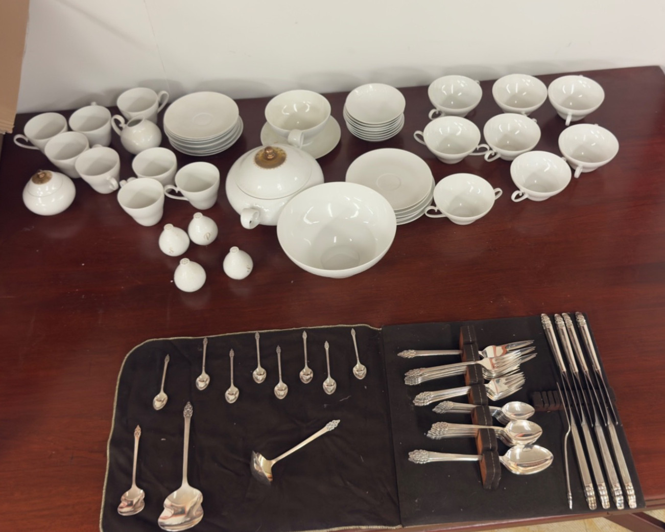 Rosenthal Porcelain Studio Line Lotus Set (White, Gold Trim)