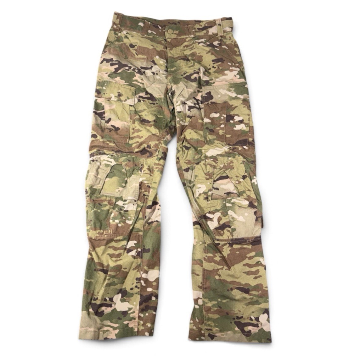New Army Advanced Combat Pants W/ Knee Pad Slots OCP Medium Regular Made In USA New Army Advanced Combat Pants W/ Knee Pad Slots OCP Medium Regular Made In USA