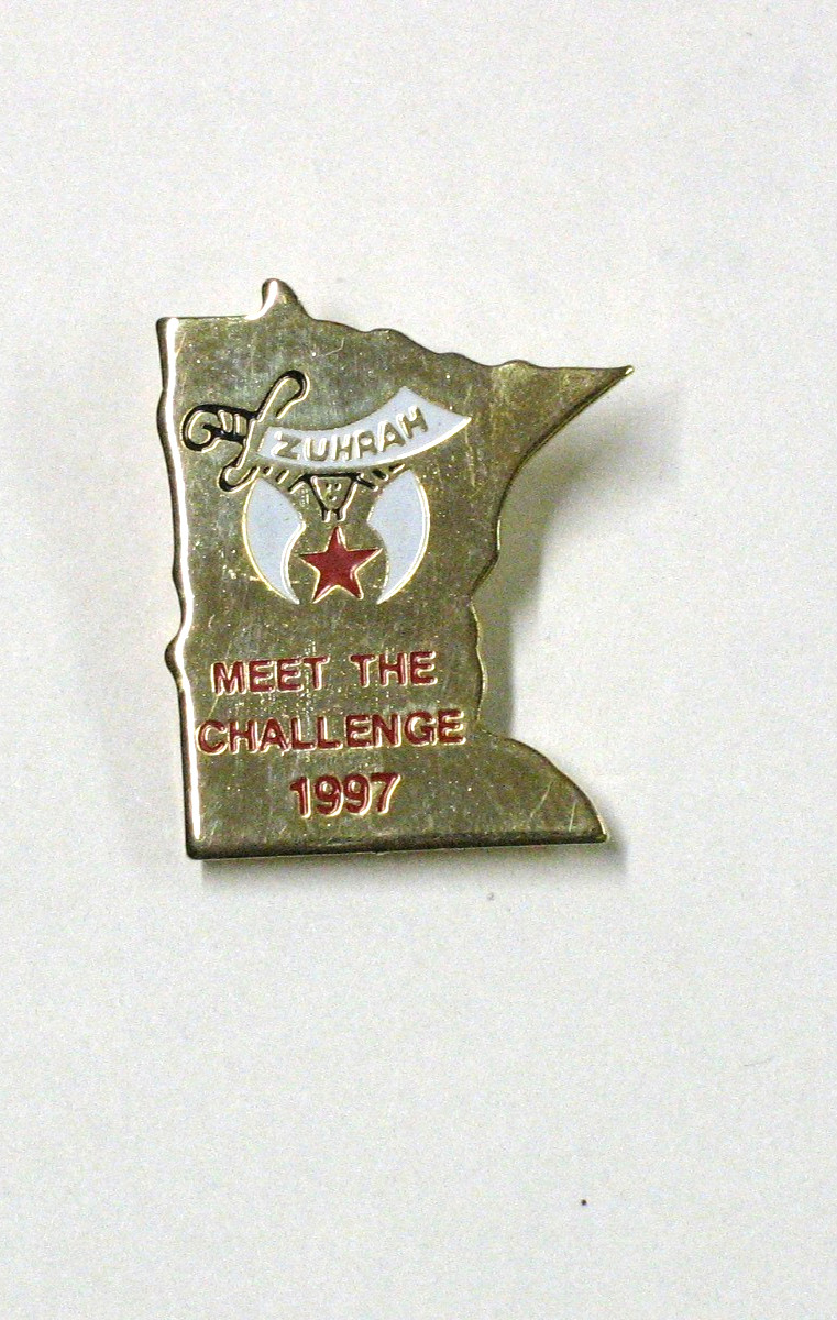Zuhrah Shrine Masonic Meet the Challenge 1997 Minnesota, Lapel Hat Pinback