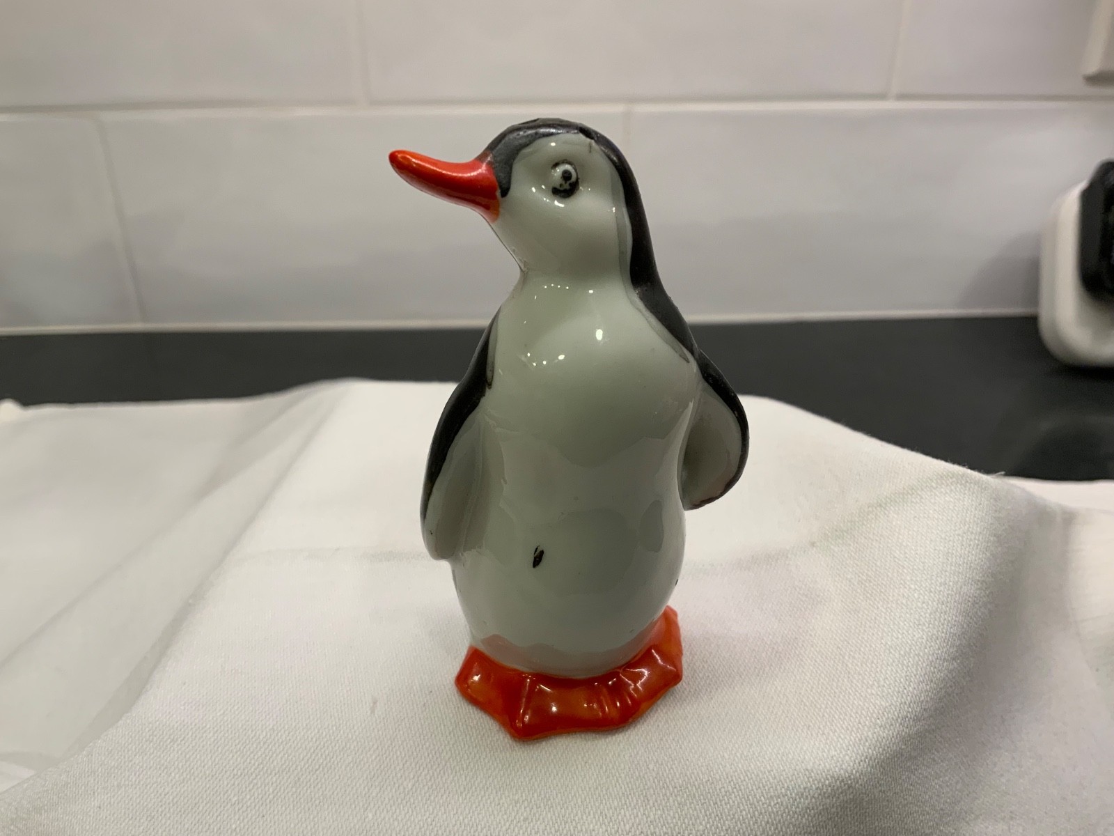 Vtg Unusual Ceramic Penguin 3