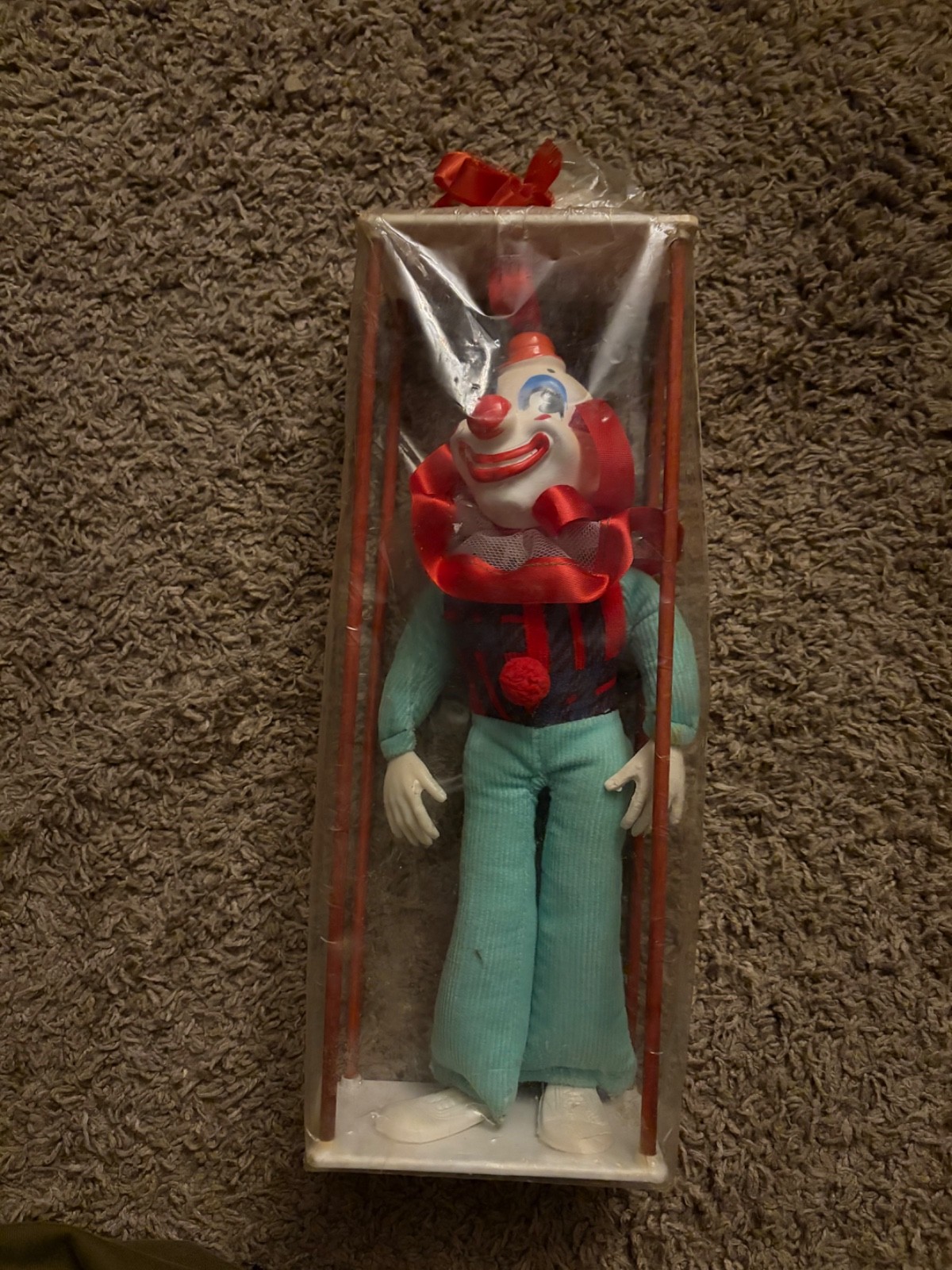 VINTAGE 11 INCH CLOWN WITH PLASTIC HEAD, FEET AND HANDS NEW IN ORIGINAL BOX VINTAGE 11 INCH CLOWN WITH PLASTIC HEAD, FEET AND HANDS NEW IN ORIGINAL BOX