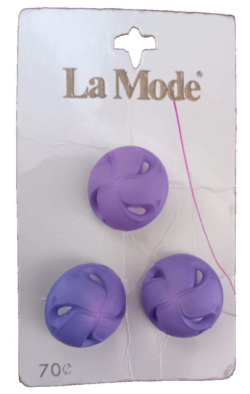 Vintage LA MODE Buttons Lavender Purple 3/4\ Vintage LA MODE Buttons Lavender Purple 3/4\