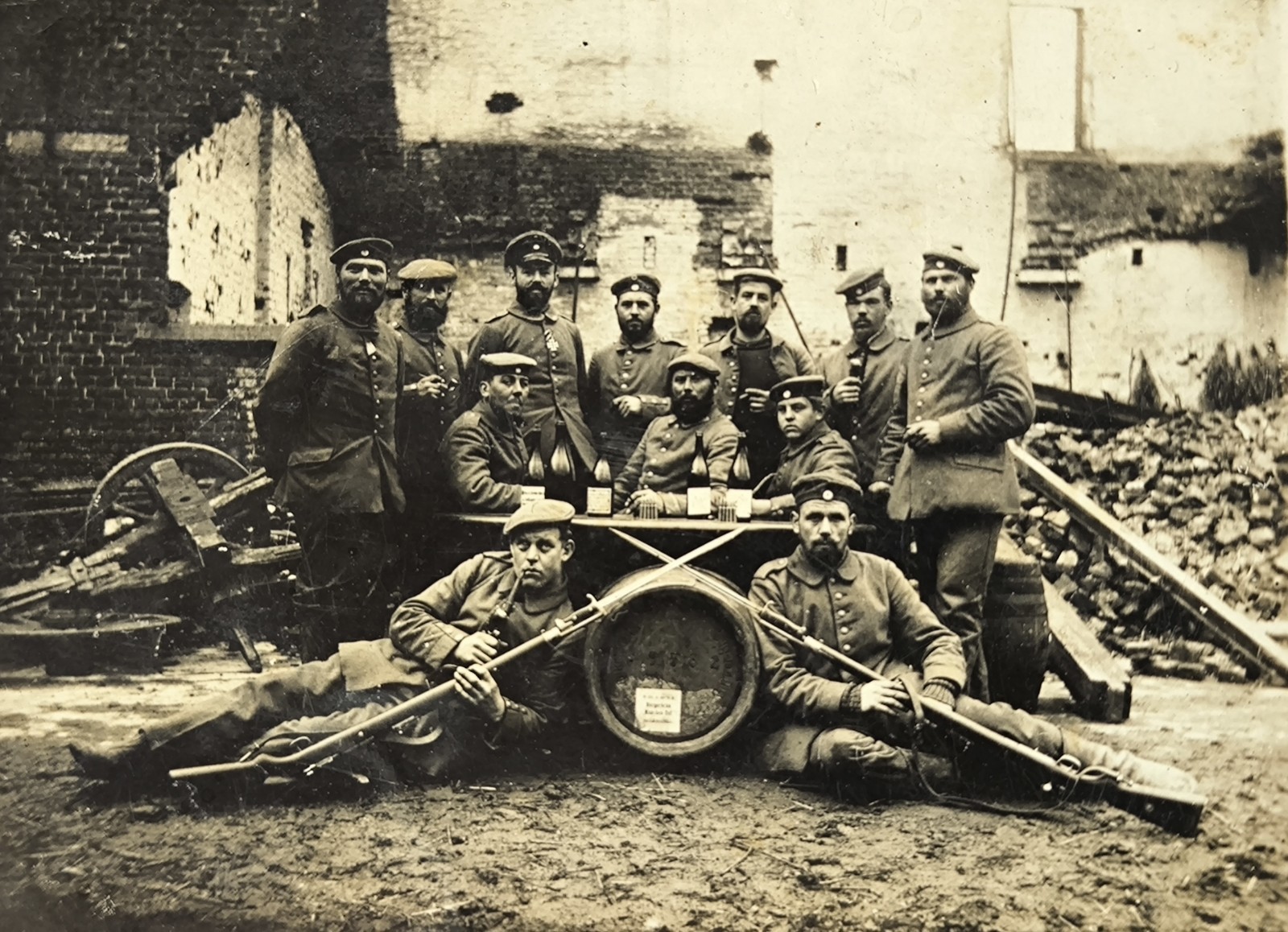 WW1 German Soldiers | Iron Cross | Rifles Barrel 1914 - 1918 Old Photo