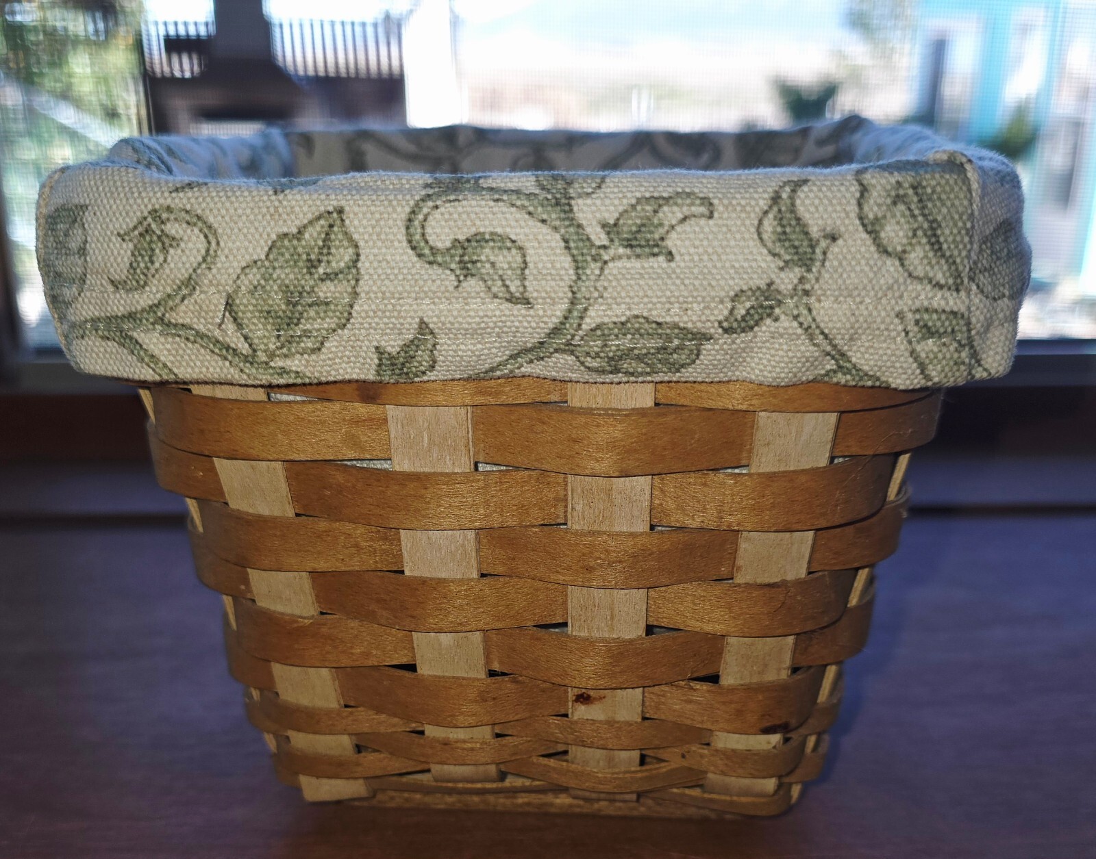 Vintage Longaberger tall tissue basket