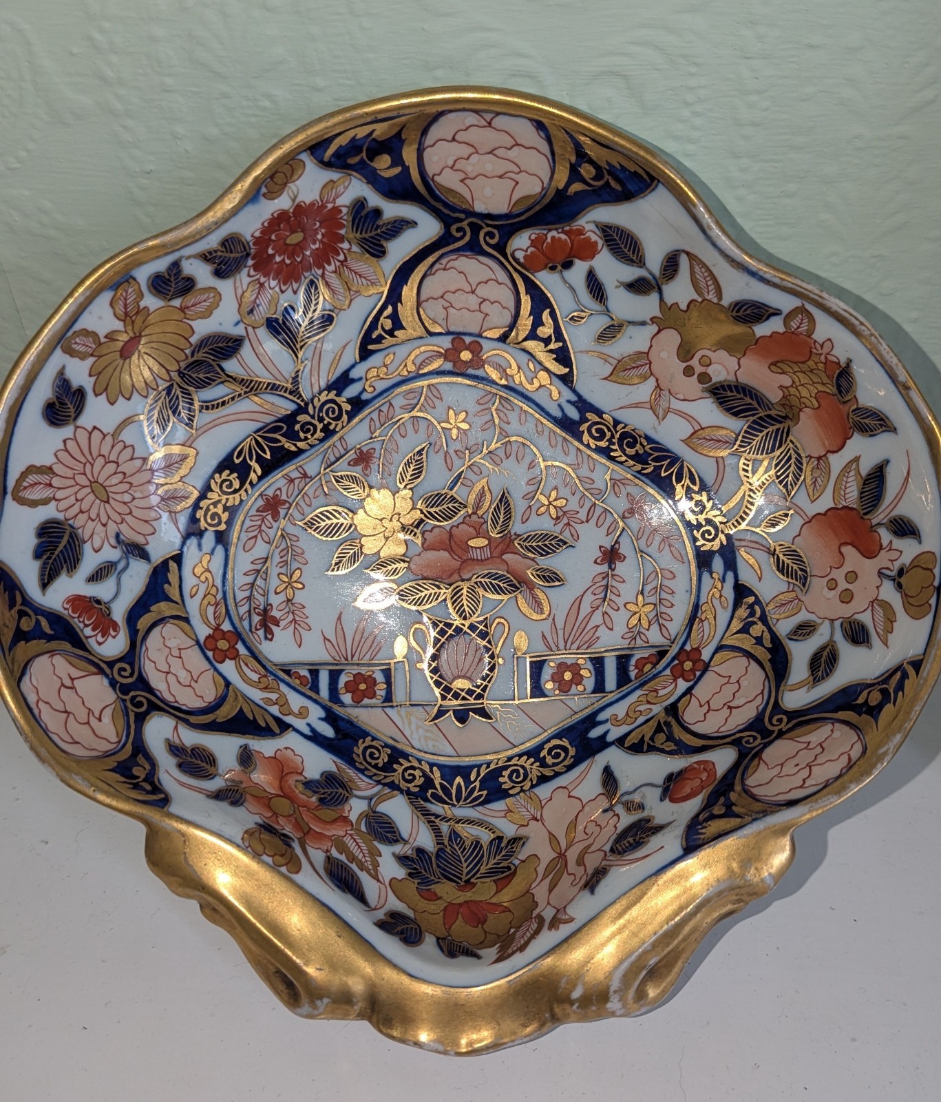 Japanese Imari Style Shell Dish Cobalt Gilt In the Manner of Coalport 20cm