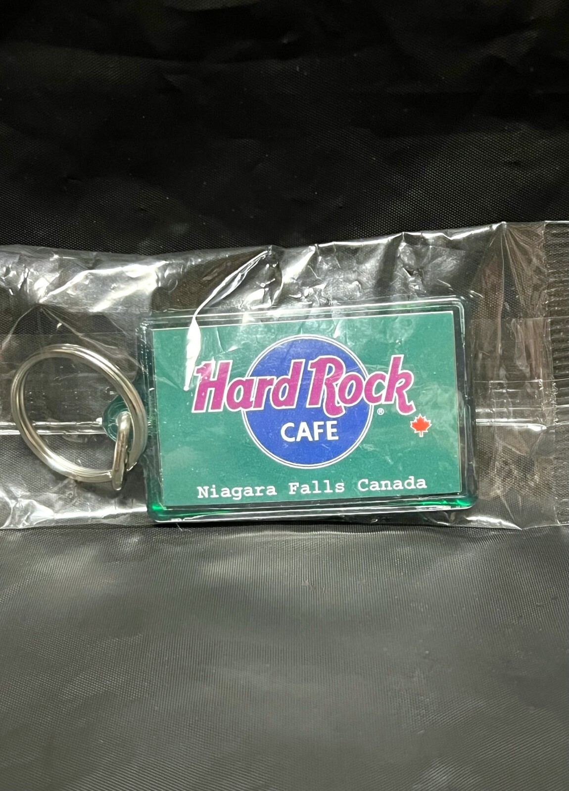 NEW Hard Rock Cafe *Niagara Falls Canada* Keychain Original Packaging Maple Leaf NEW Hard Rock Cafe *Niagara Falls Canada* Keychain Original Packaging Maple Leaf