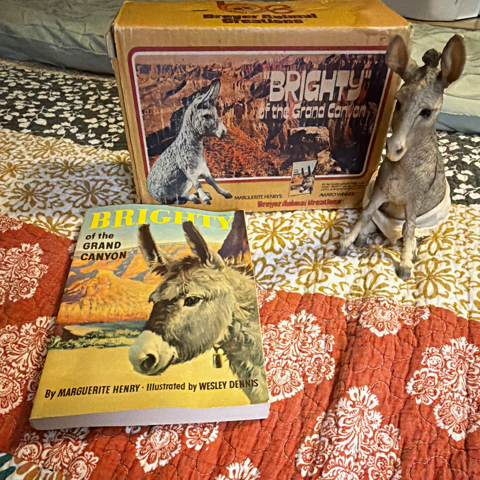 Vintage Breyer Animal Creations “Brighty of the Grand Canyon” gift set (#2075) Vintage Breyer Animal Creations “Brighty of the Grand Canyon” gift set (#2075)